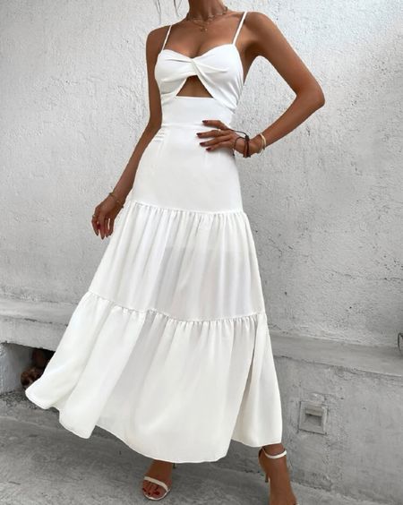 When in doubt, wear white 🤍

#LTKtravel #LTKstyletip #LTKSeasonal