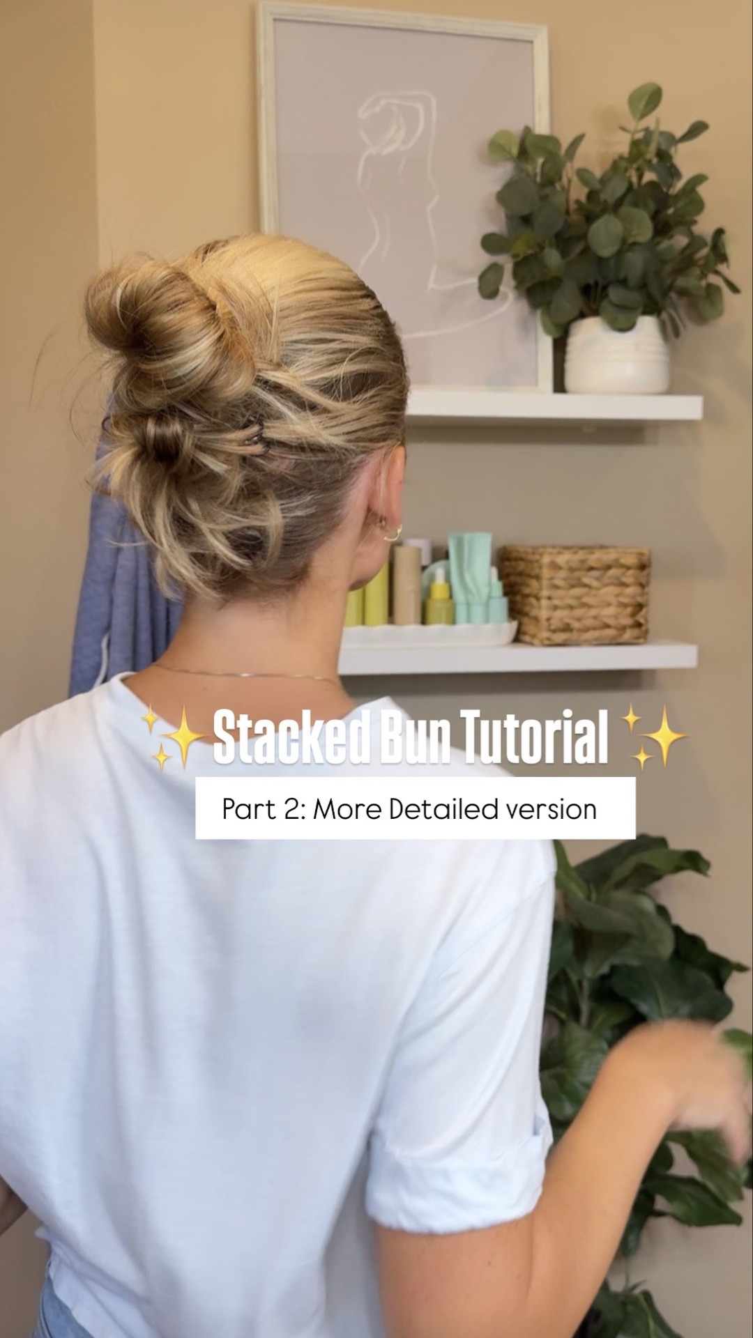 You asked… so here she is 😂👏🏼

The stacked bun tutorial — detailed edition ✨ Perfect for short hair, dirty hair days, or anytime you want to fake a big full bun with way less hair than it looks like you have 😂

Save this one for your next wash-day stretch! 💛 I hope this was helpful! 

#ShortHairTutorial #EasyHairstyles #MessyBunTutorial #ShortHairStyles #HairTutorial stacked bun hair tutorial | cute short hair styles | slick bun hair inspo | dirty hair hack