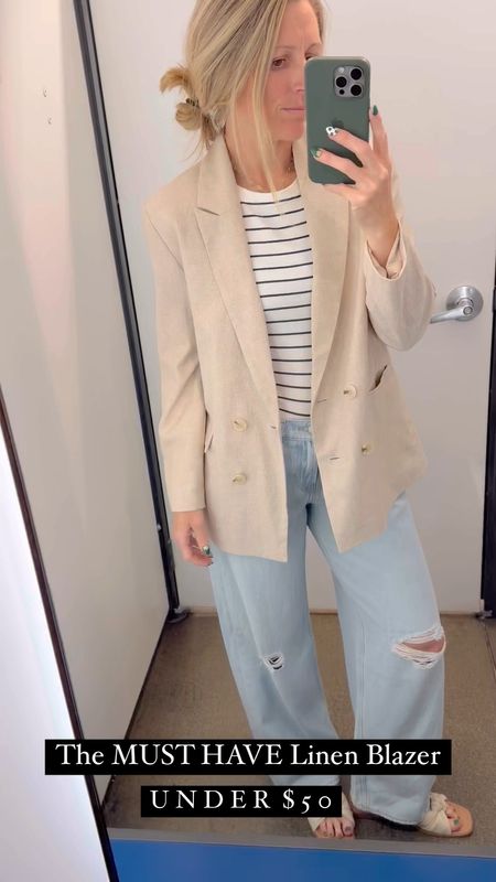 I can’t get enough of this linen blazer and it’s currently under $50.  A must have for spring.

#SpringOutfits #SummerOutfit #Blazer #MomOutfit #BaggyJeans #MothersDayOutfit 

#LTKSeasonal #LTKVideo #LTKFindsUnder50