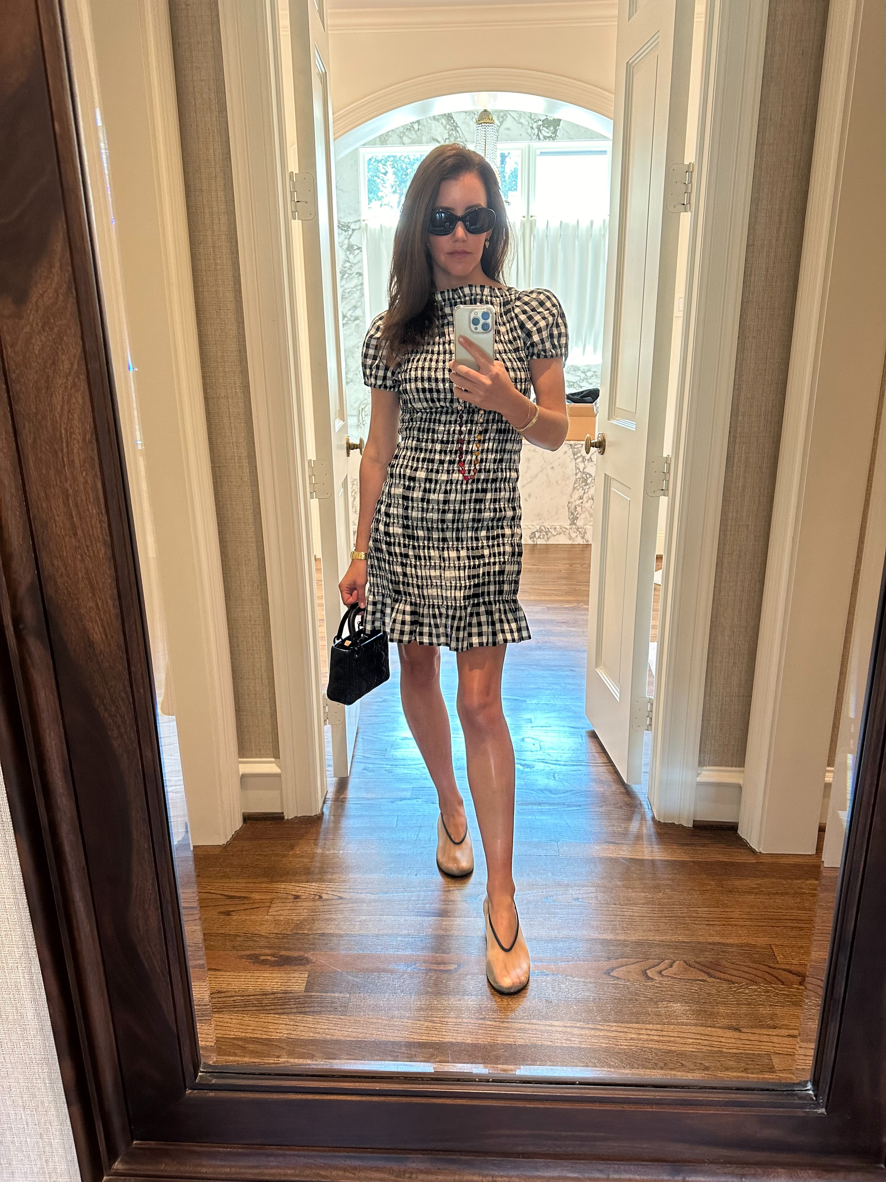 celine sunnies // doen dress // khaite shoes // dior bag

 

 