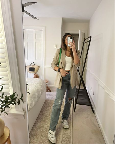casual spring style / hair appt day! loving this h&m blazer. it’s beige but with a very slight green tint and reminds me of the anine bing quinn blazer. 