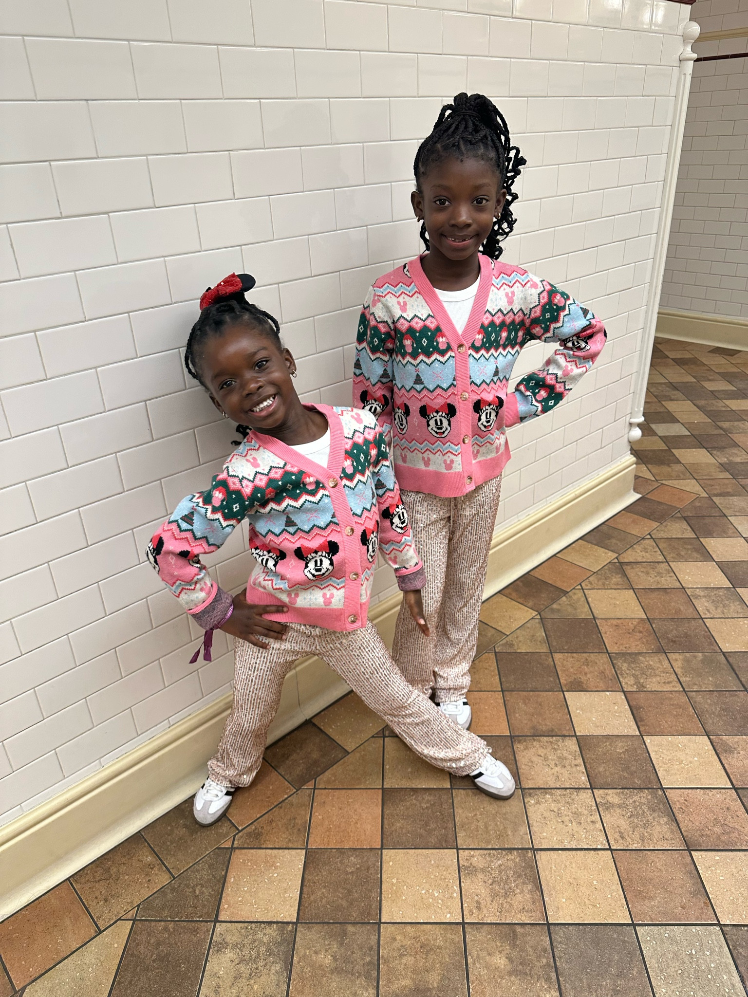 My girls looks so adorable in their Disney cardigan

PS this cardigan is sold out so I’m linking something similar!

#LTKHoliday #LTKSeasonal #LTKKids