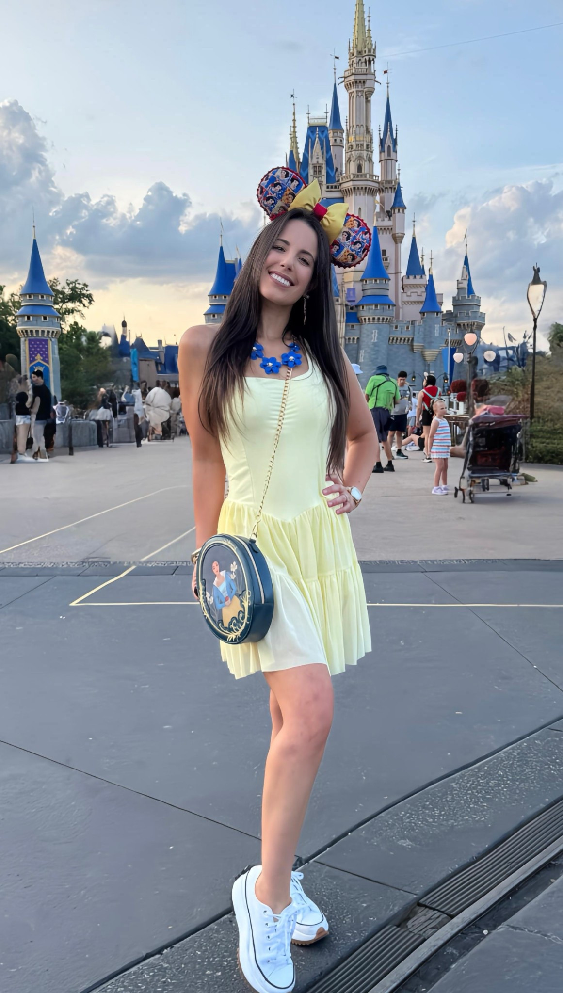 Snow White 🍎

#LTKFindsUnder50 #LTKStyleTip #LTKTravel
