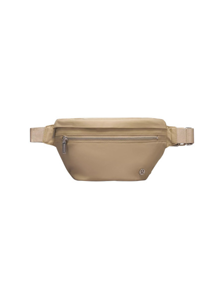 City Adventurer Belt Bag 2.5L | Women's Bags,Purses,Wallets | lululemon | Lululemon (US)