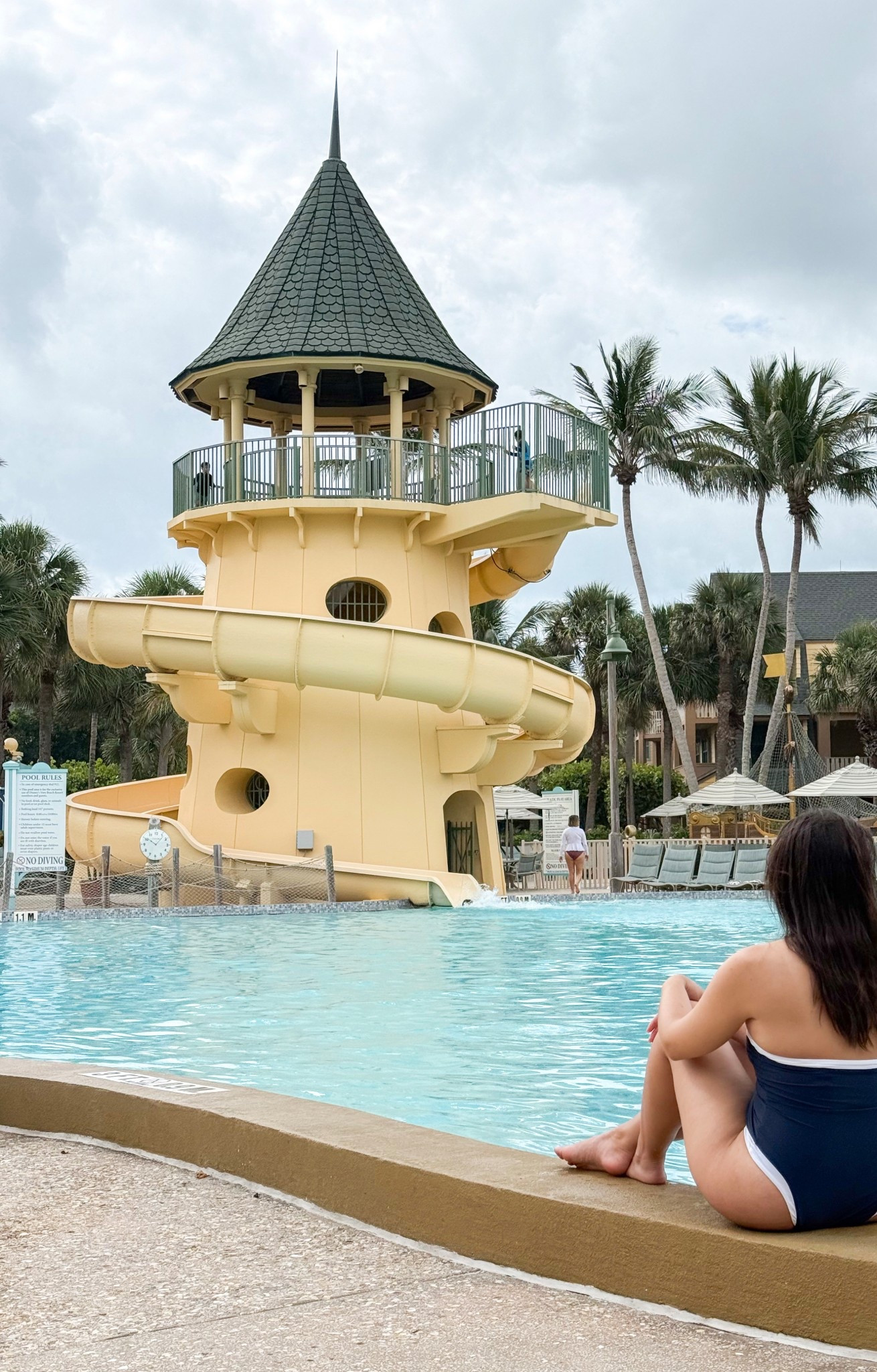 My current favorite Pear-Shape friendly swimsuit!👙🍐

#LTKSeasonal #LTKFindsUnder100 #LTKSwim