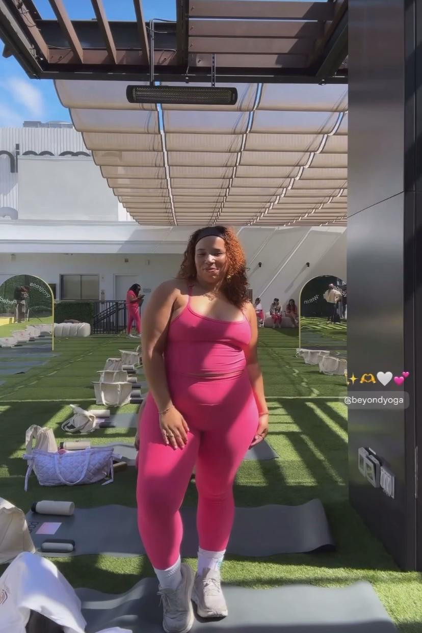 OBSESSED with this color!!! 💖💖💖 size: xl 

#LTKMidsize #LTKStyleTip #LTKActive