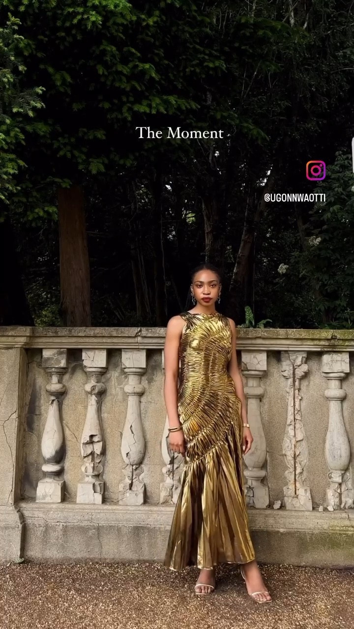 The dress of dresses

Gold dress, Georgia Hardinge dress, fossil gold dress, hunger games dress, statement dress, classy dress, elegant dress, gold outfit inspo, princess dress, birthday dress

#LTKwedding #LTKstyletip #LTKSeasonal