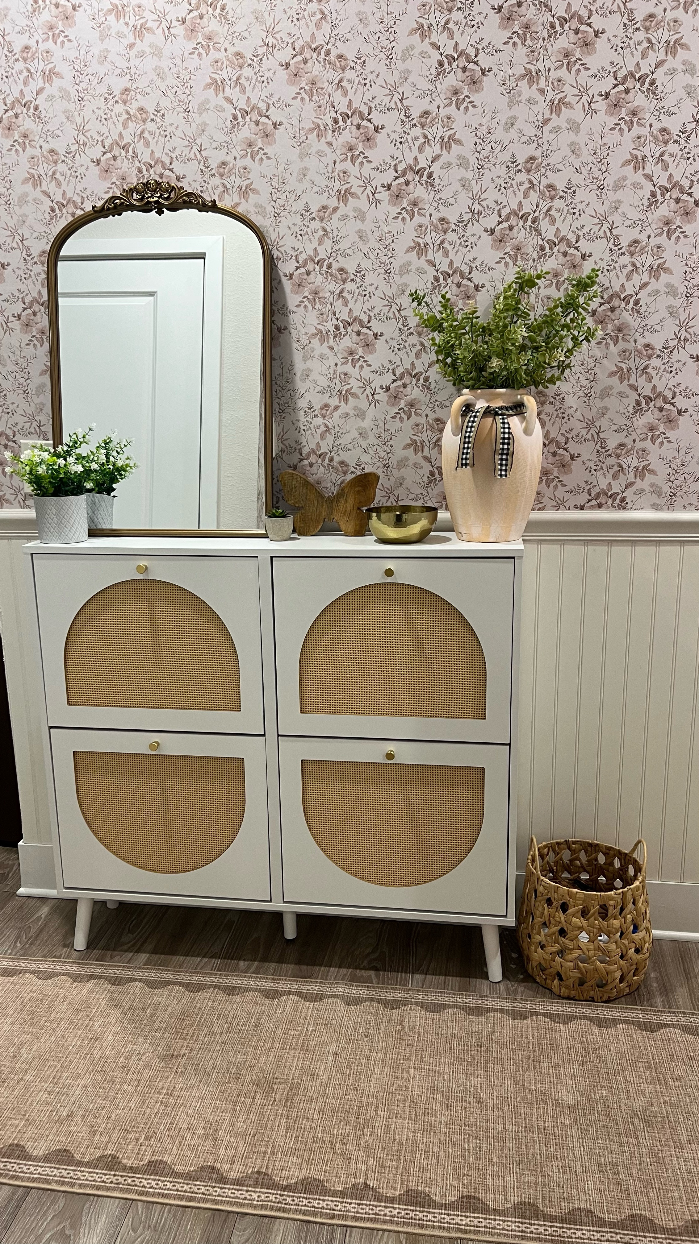 AHHHH!! The final entryway reveal is here! 😍 Everything came together so beautifully! I love how it turned out, but I feel like the table decor might be missing something—maybe it’s a little too plain? Lol, I’m not sure! Let me know if you have any suggestions, or should I repaint the vase a different color? Just throwing ideas out there! 🤣 Either way, I’m obsessed with how my ChatGPT vision came to life! 🤭

#LTKHome #LTKSeasonal