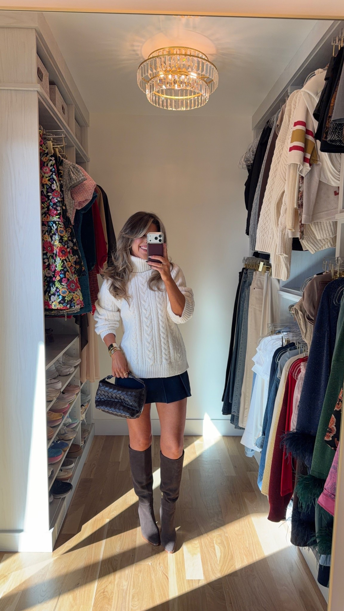 Everyday fall to winter casual event outfit navy skort paired chunky sweater and boots

Vici code: emerson30

Wearing small skort and medium sweater

Fall transitional
Winter transitional
Everyday outfits
Casual events
Thanksgiving looks
Christmas looks
Sweaters
Boots
Navy blue skort

#LTKFindsUnder100 #LTKStyleTip #LTKHoliday