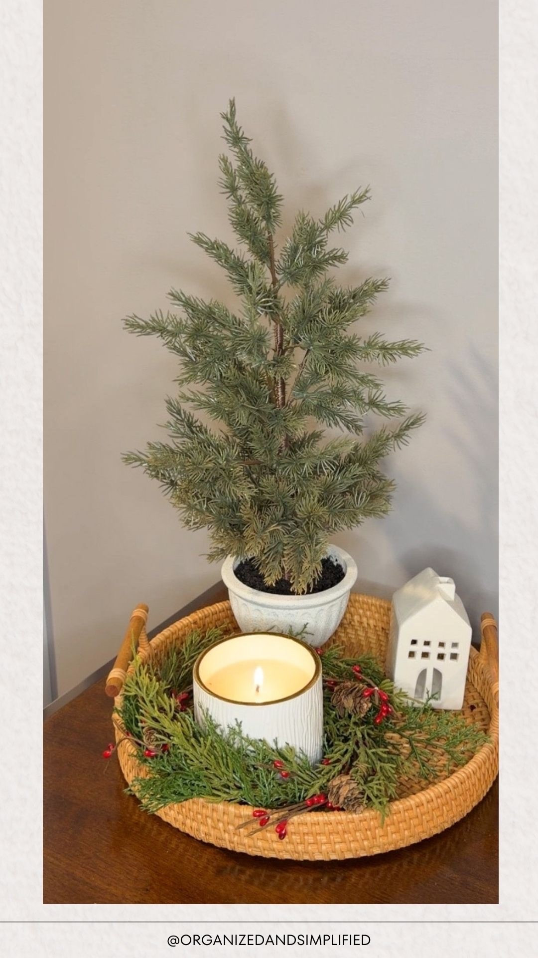 Love this Christmas arrangement!  I have it in my bathroom! 

#LTKHoliday #LTKHome #LTKGiftGuide