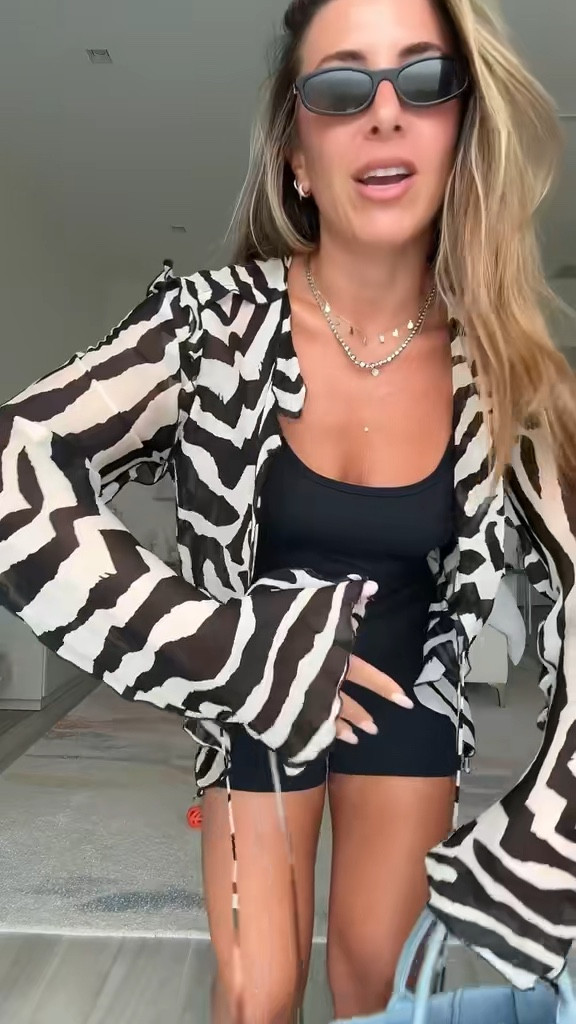 Your reminder to cease the day and get dressed for YOU today! 

#LTKU #LTKStyleTip #LTKPetite