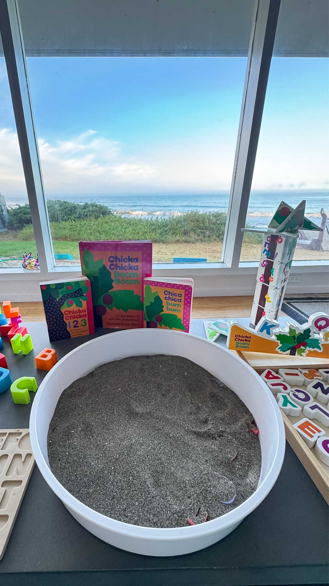 Chicka Chicka Boom Boom Day!

This is another setup that’s always a winner! The kids love this book in all its versions. We have ABC, 123, electronic and in Spanish. 

It’s also the perfect activity to transition into back to schooll

#LTKKids #LTKSeasonal #LTKBaby