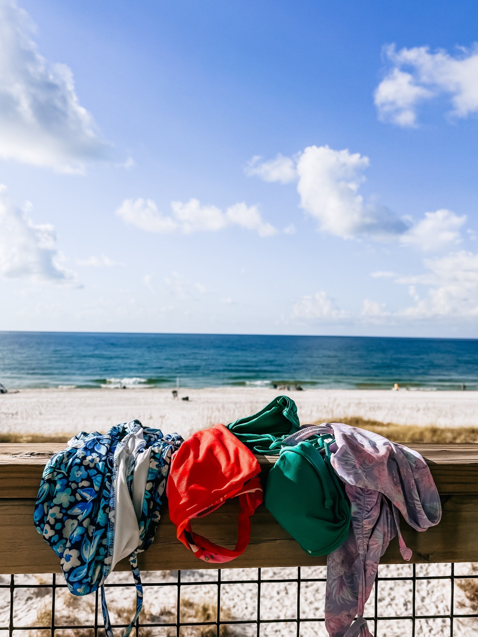 Kini Link
-
-

#LTKTravel #LTKFindsUnder100 #LTKSwim