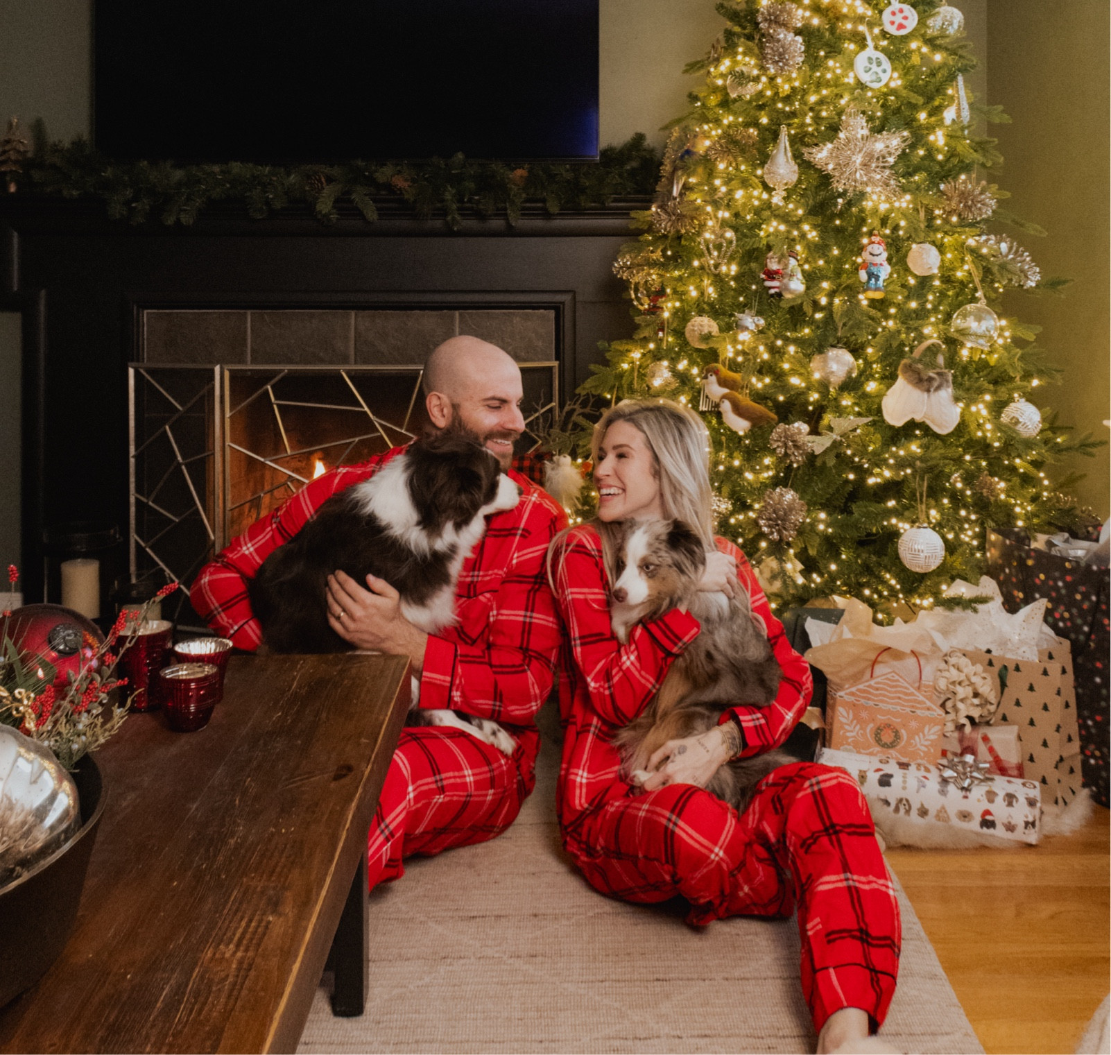 The cutest holiday pajama sets on sale for only $25! 

#LTKHoliday #LTKfindsunder50 #LTKSeasonal