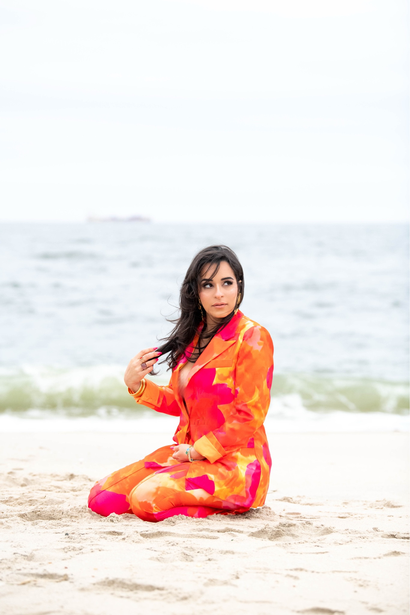 So loving this orange floral Oralie blazer & pant- I sized one size up from my usual size here for the Bump! 
Wearing size M. 

Follow my shop @Nardinemarie on the @shop.LTK app to shop this post and get my exclusive app-only content!

#LTKStyleTip #LTKBump #LTKU