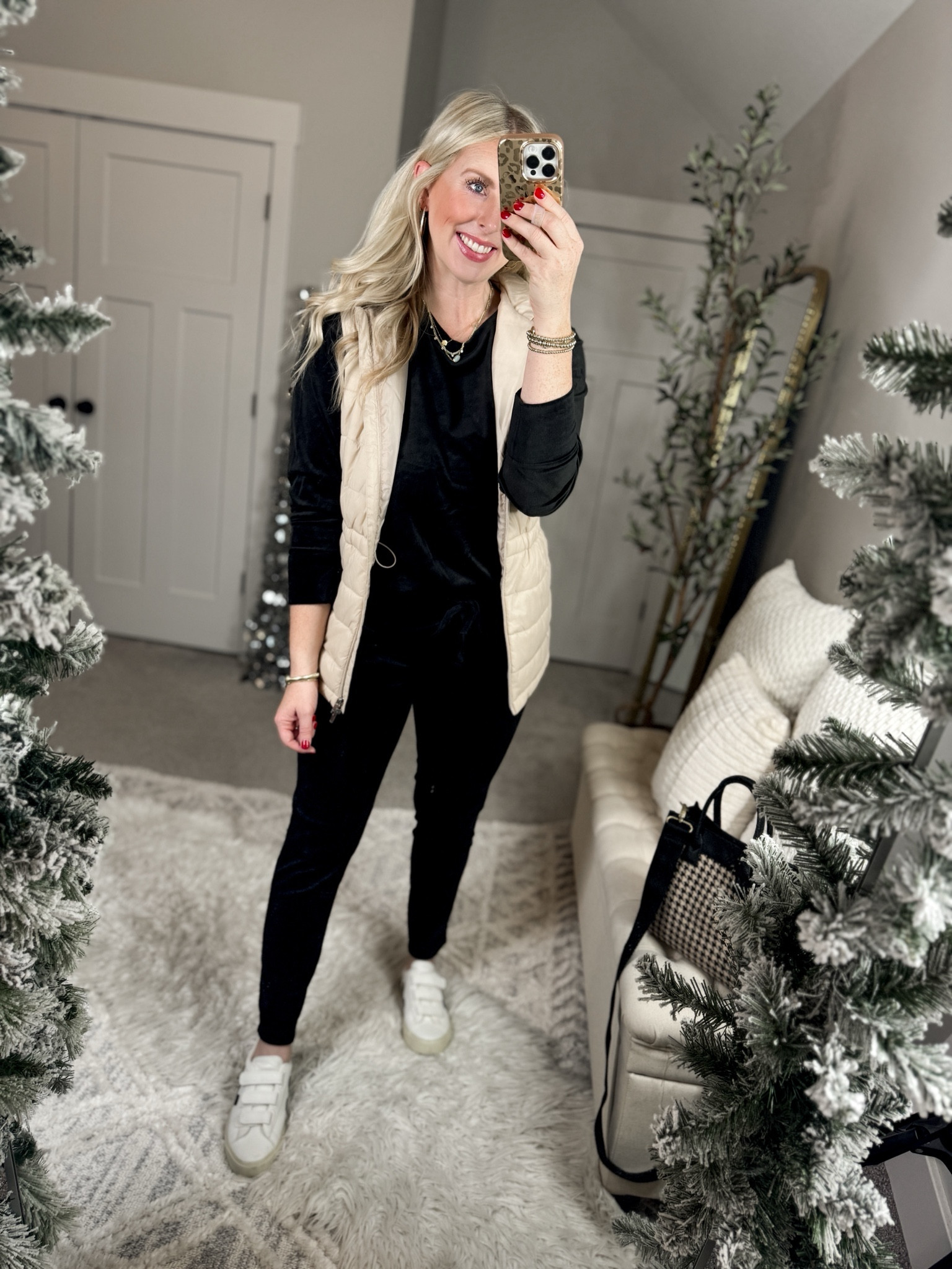 Weekend Walmart wins try on 
Medium in top & bottoms 

#LTKstyletip #LTKSeasonal #LTKfindsunder50