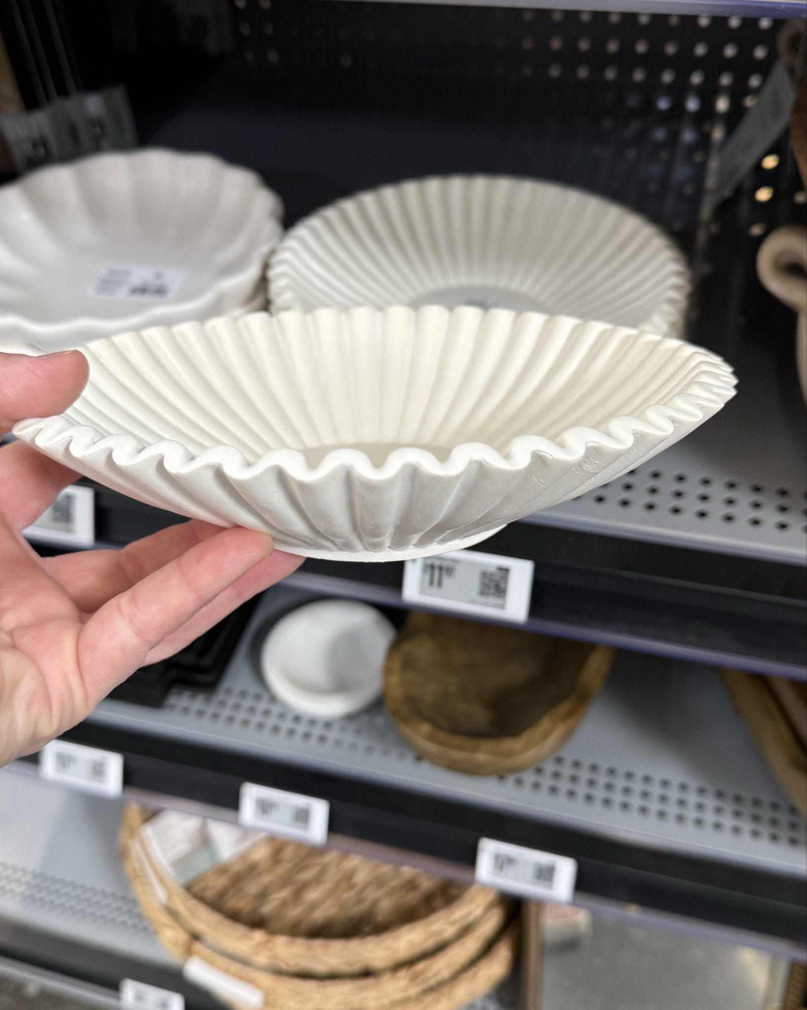 Anthro / Pottery Barn Dupes At Walmart

I love the frilly edges of these small dishes and that they are so affordable. Super cute for an end or coffee table. Don't sleep on Better Home and Gardens.

#LTKHome #LTKSeasonal #LTKSaleAlert
