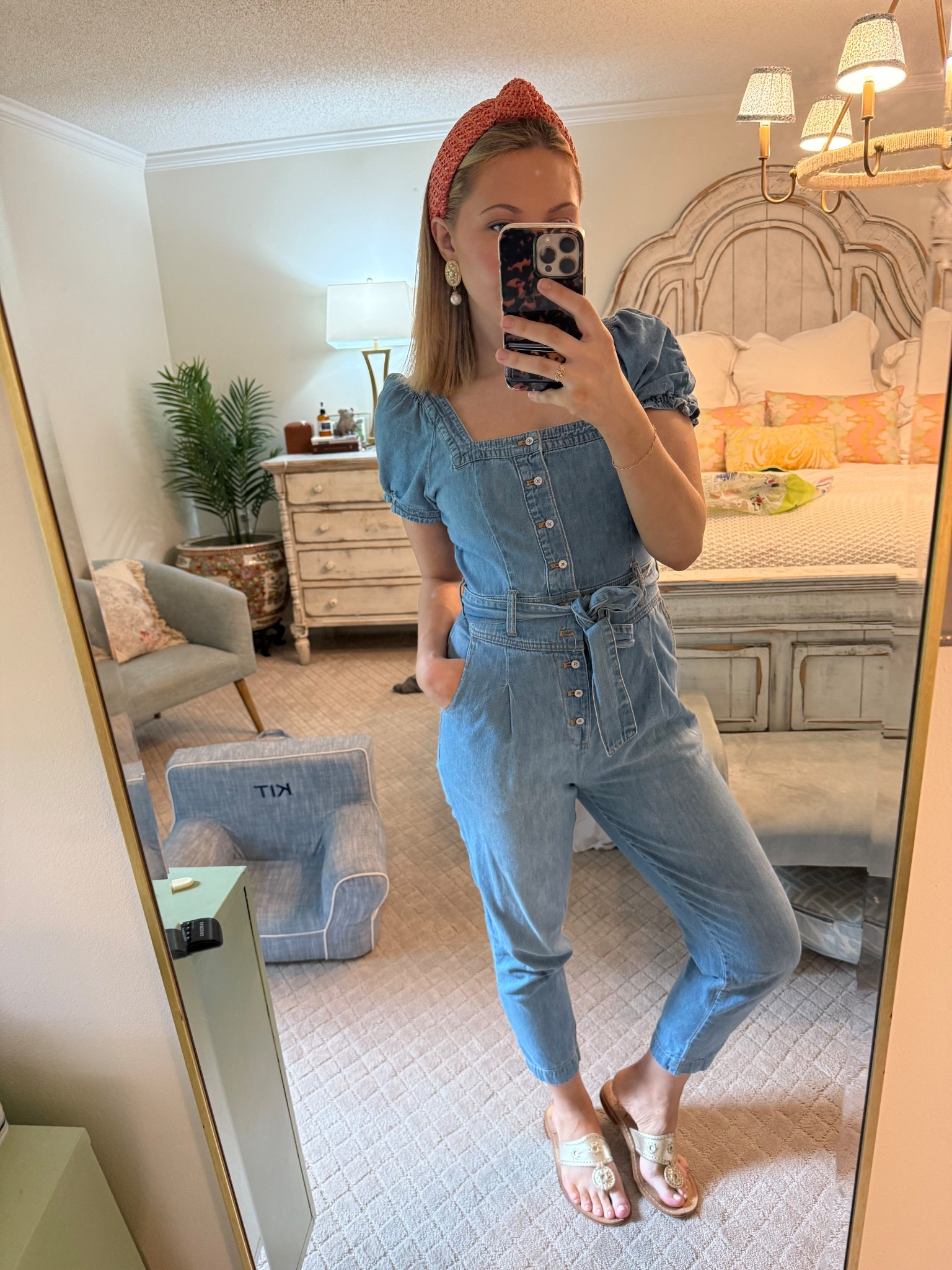 Happy Friday Eve!! #workoutfit Work OOTD #lelesadoughi #headband #denim 

#LTKStyleTip #LTKWorkwear #LTKShoeCrush