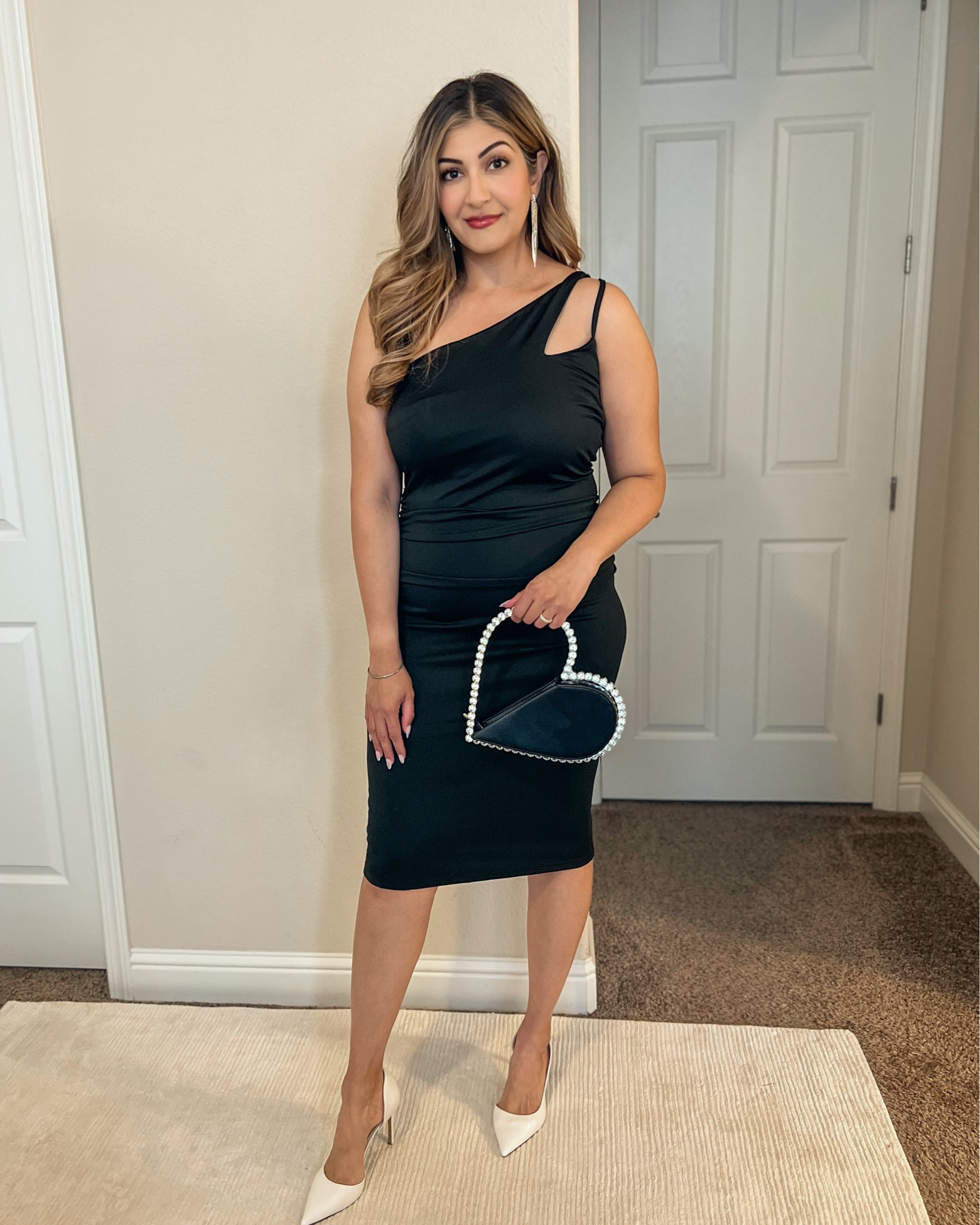 How gorgeous is this wedding guest dresses from Amazon? One shoulder little black dress. 
I’m wearing a large. Available in different colors including sequins version! Pair with this gear clutch bag

Cocktail dress / dinner rehearsal / date night / clutch bag / amazon outfits / wedding guest dress under $50 / amazon wedding guest dress / midsize dresses / 5’8 / size 10

#LTKcurves #LTKFind #LTKwedding