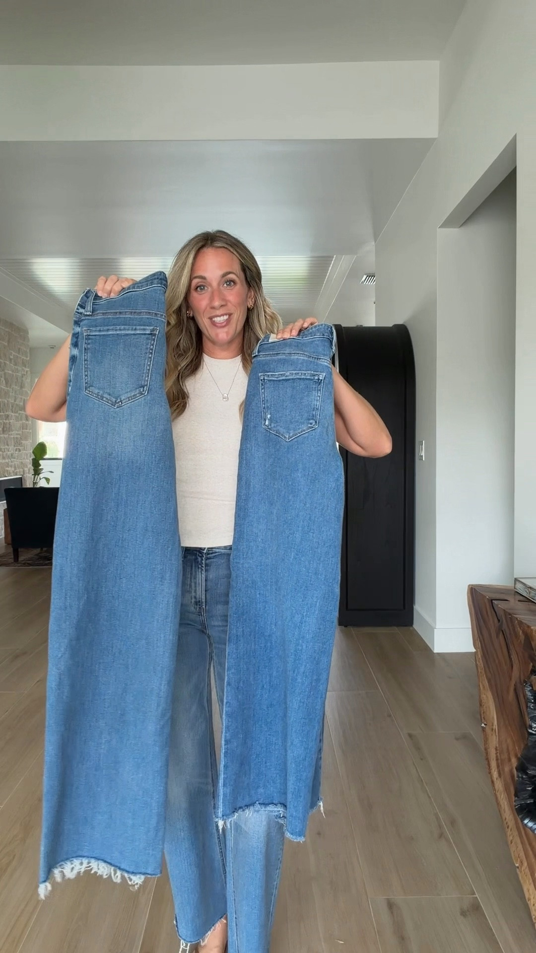 Paige anessa dupe jeans, 5’9” wearing a 27 long

#LTKootd #LTKgrwm #LTKmomlife