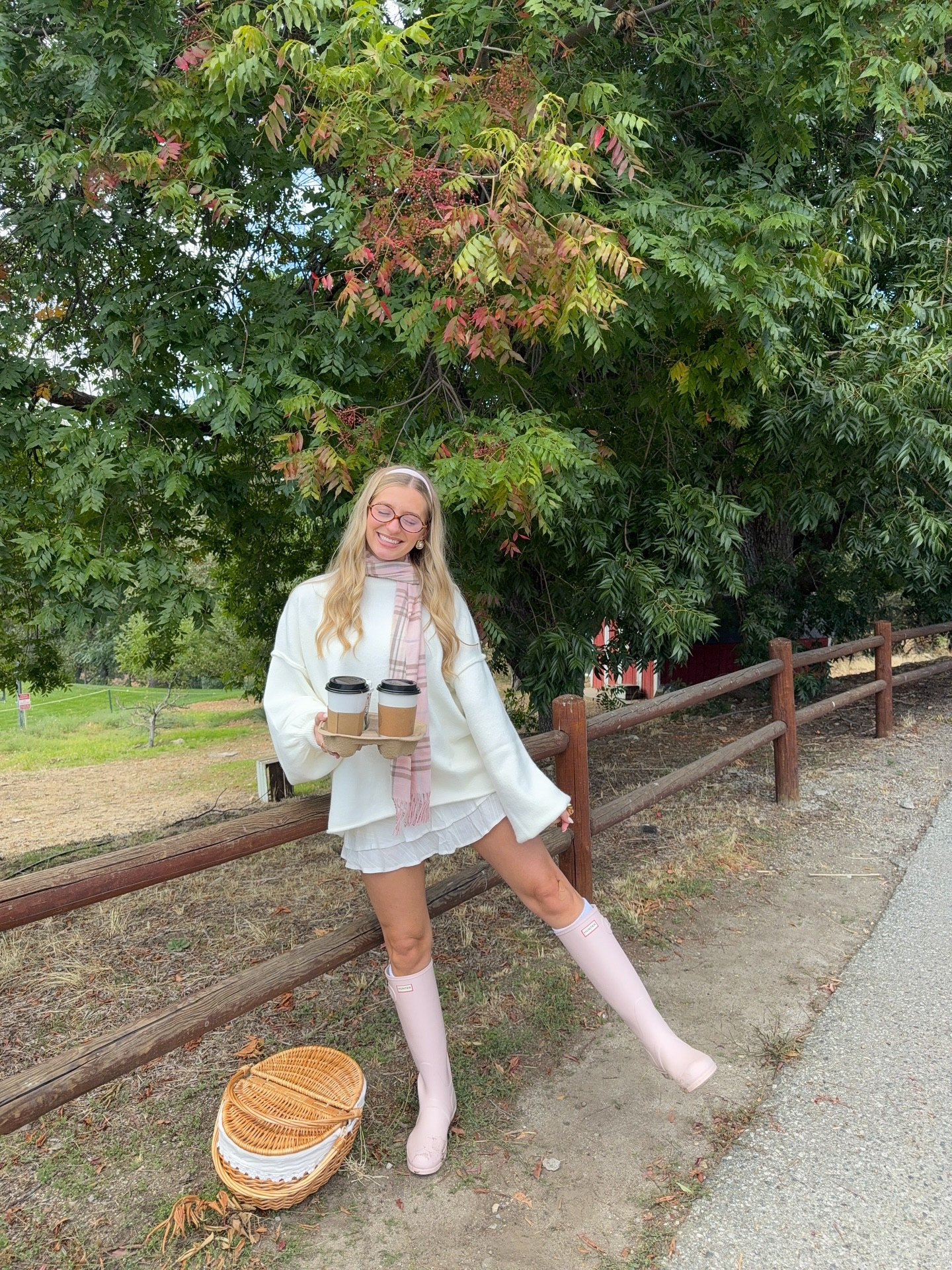apple picking 🍎🎀🧺 @peppermayo 

comment shop for this outfit to be sent to your dms🤍

#applepicking #falloutfit #applepickingoutfit #appleorchard #oakglen #pinterestinspo #pinterestgirl #pinterestaesthetic