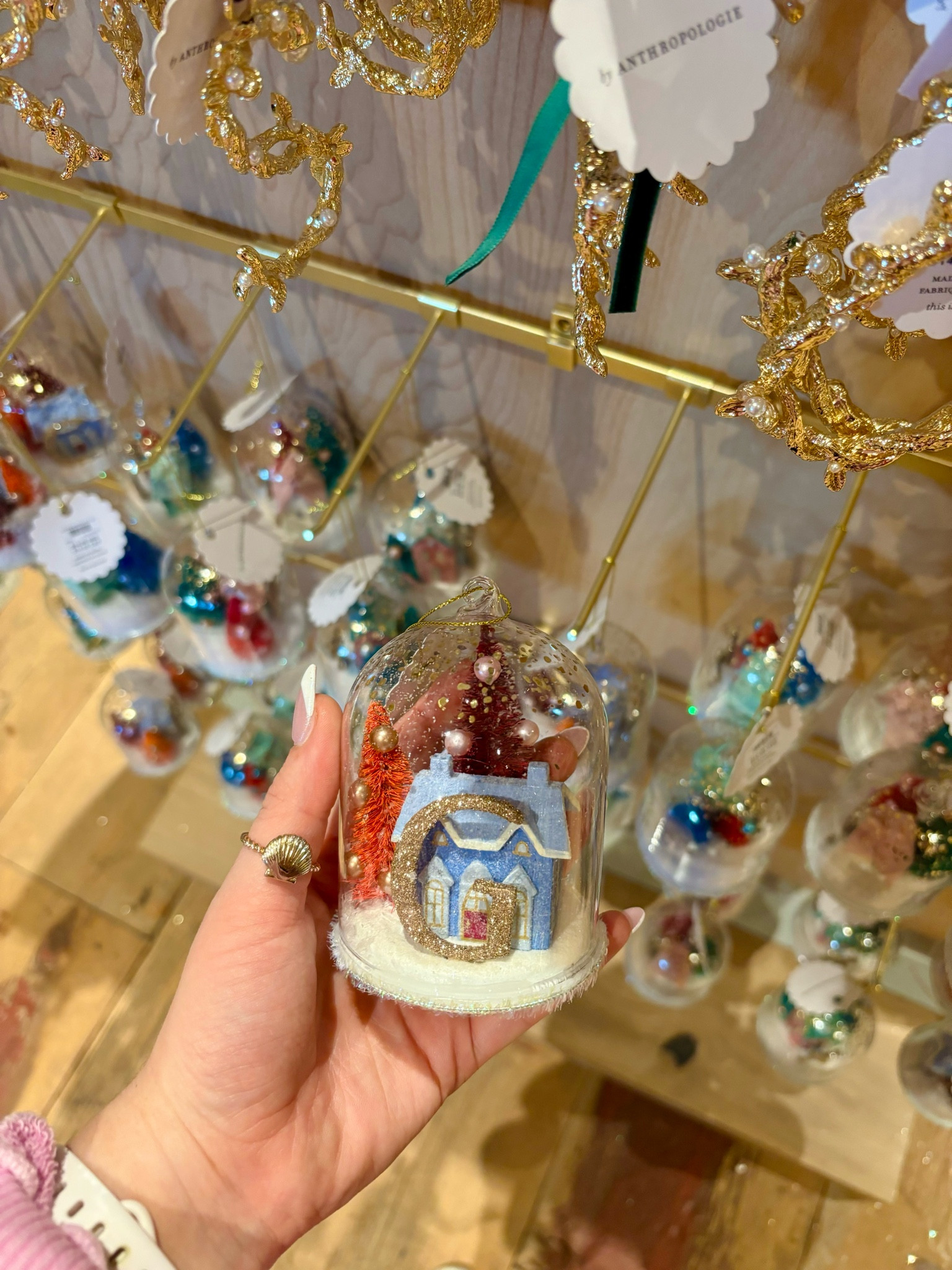 Christmas home decorations 🎄

#LTKHome #LTKHoliday #LTKSeasonal