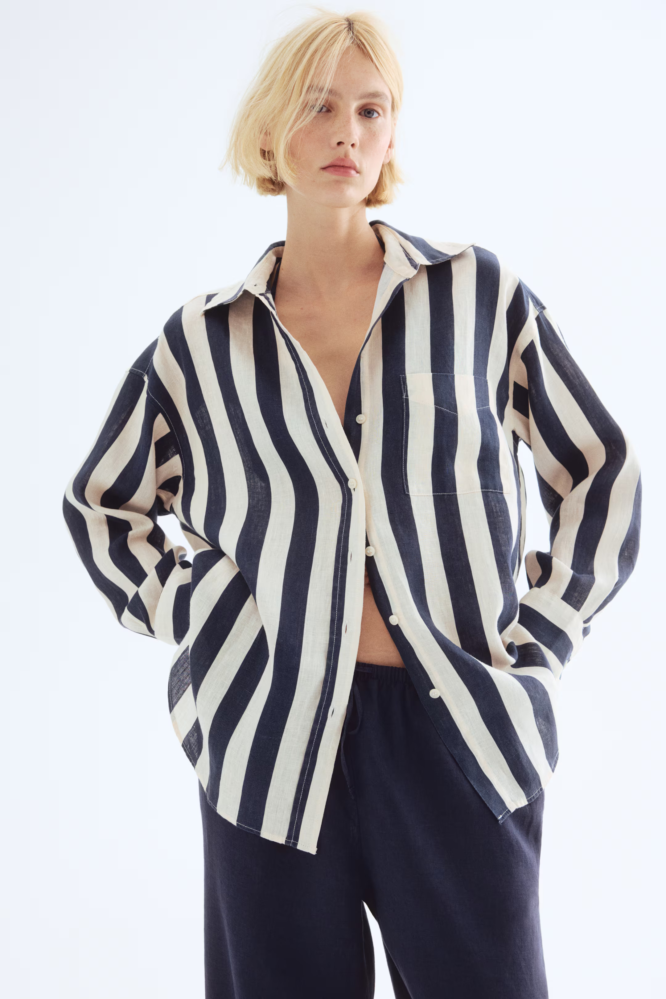 Oversized Linen Shirt - Navy blue/striped - Ladies | H&M US | H&M (US + CA)