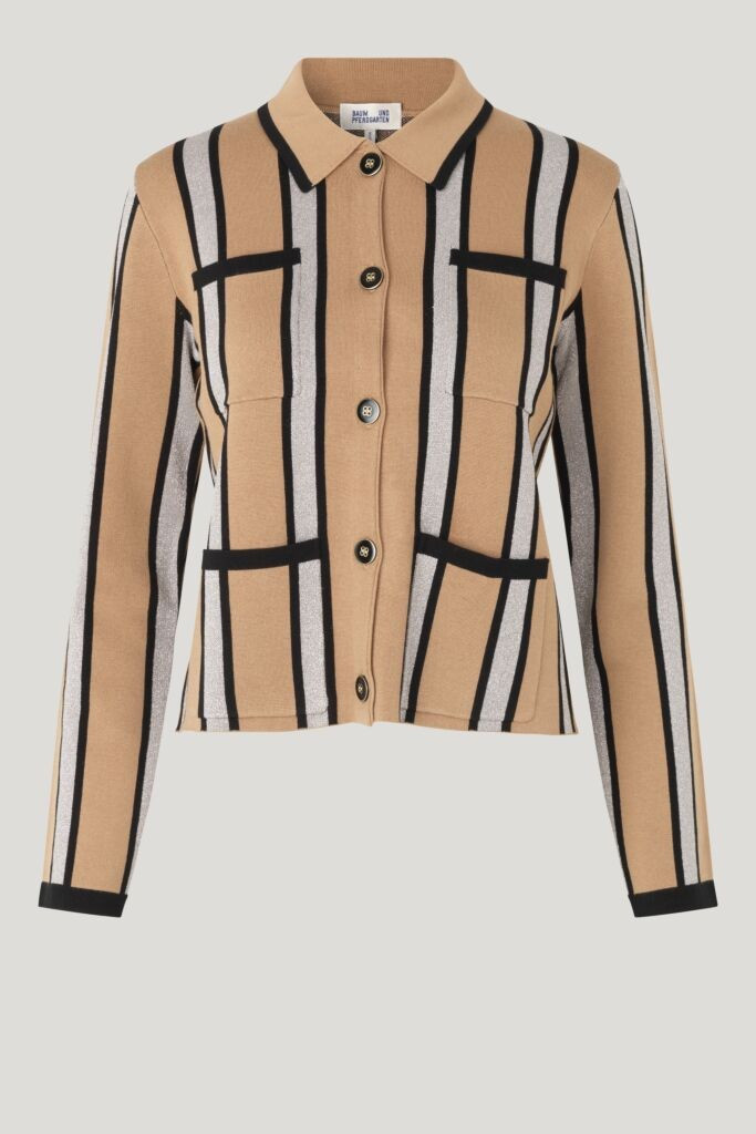 Cattie Cardigan | Baum und Pferdgarten