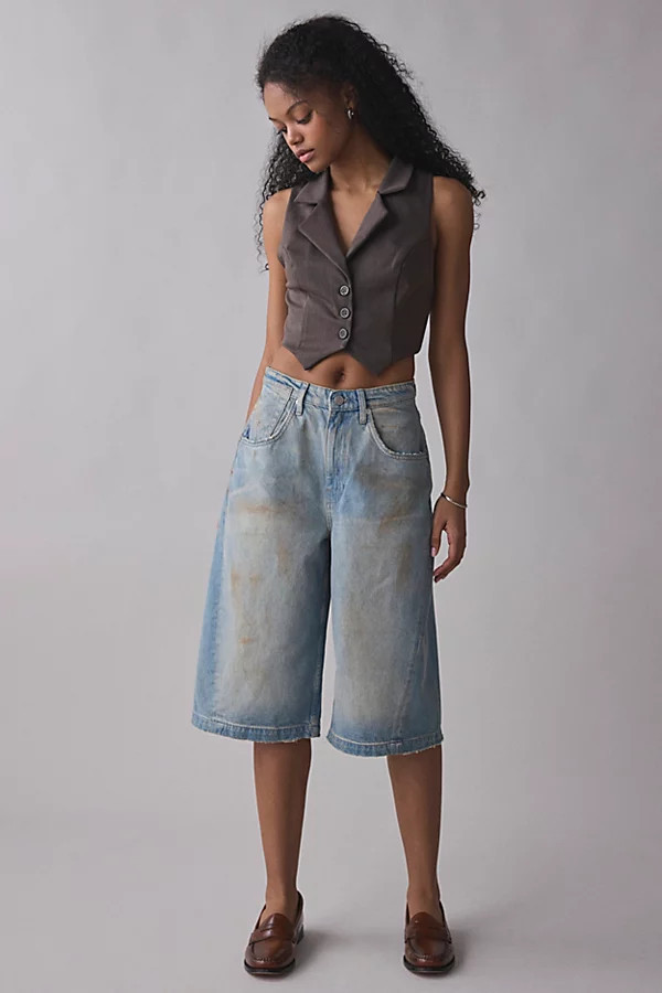BDG Mega Mid-Rise Baggy Jort in Worm Wash, Women's at Urban Outfitters | Urban Outfitters (US and RoW)