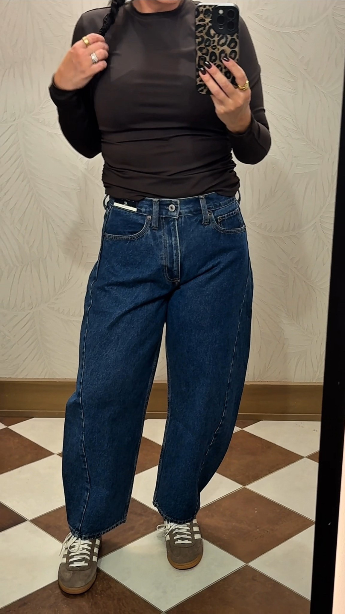 Size 27 short 

#LTKuk #LTKpetite #LTKautumn