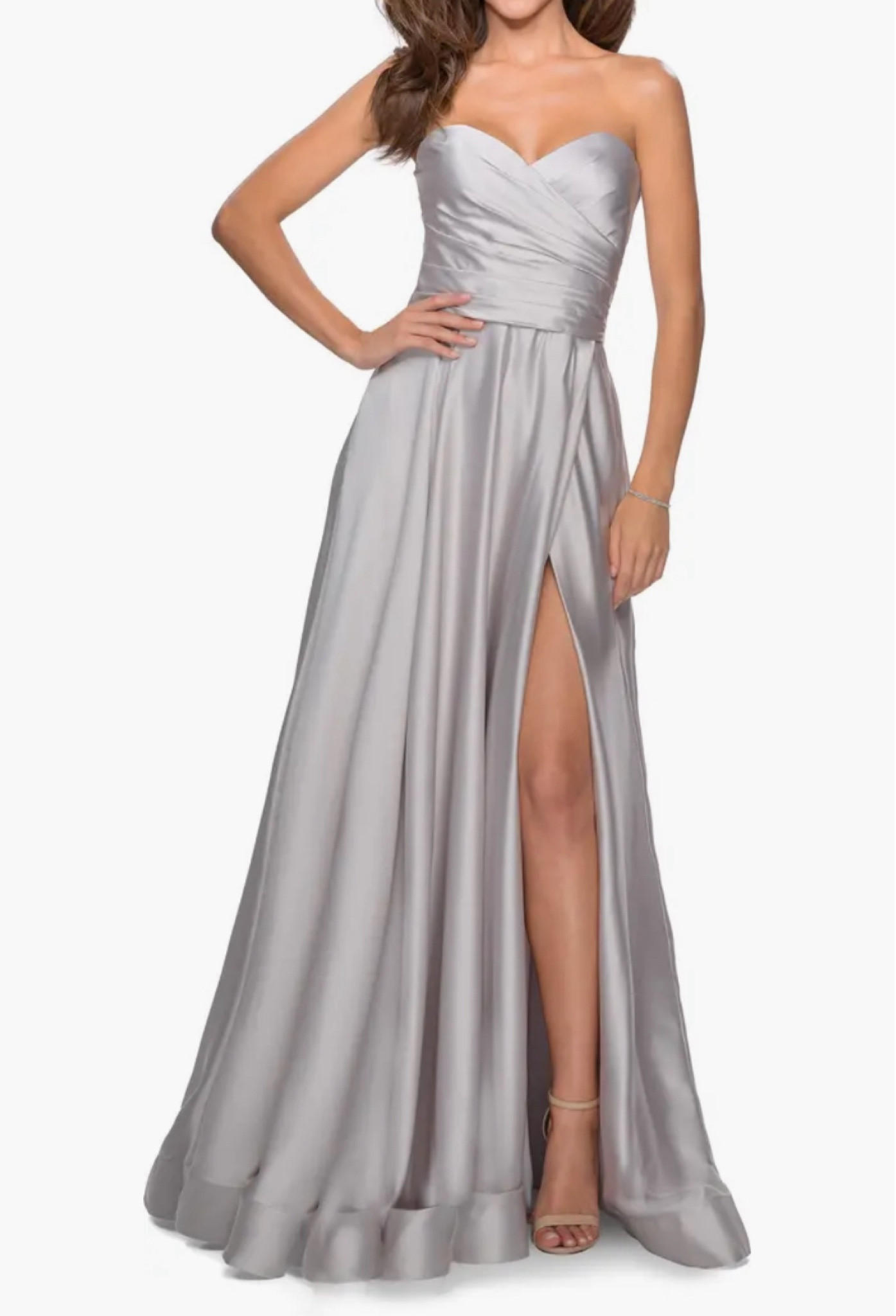 Great silver gown! 