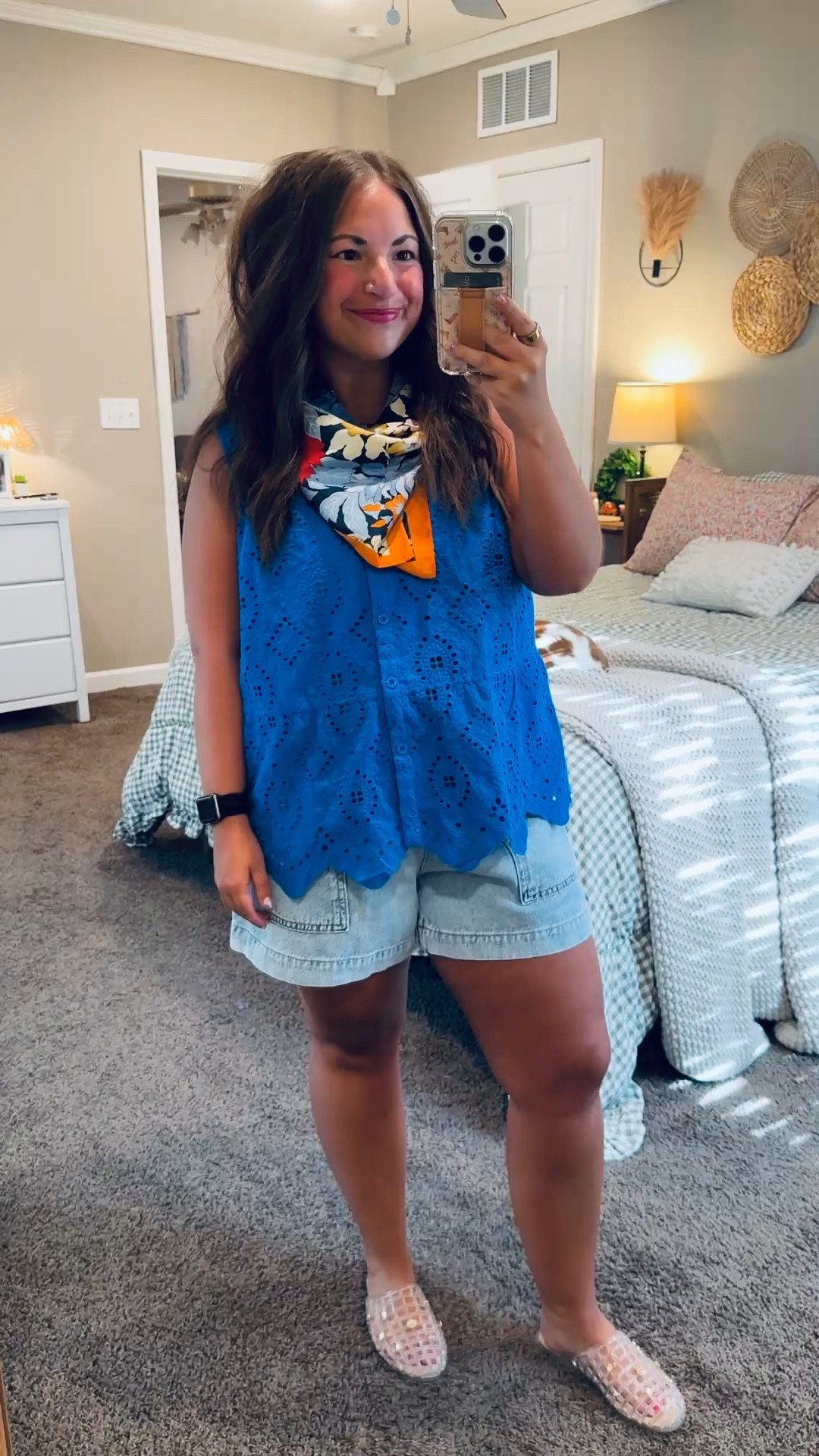 A simple summer look with a little extra flair ✨ This eyelet tank and scarf combo is the perfect way to stay cool while still looking put together!

jelly flats: fit true to size // wearing a 5
shorts: fit true to size // wearing a large
tank: fits oversized // wearing a large 

 #LTKootd #LTKMidsize