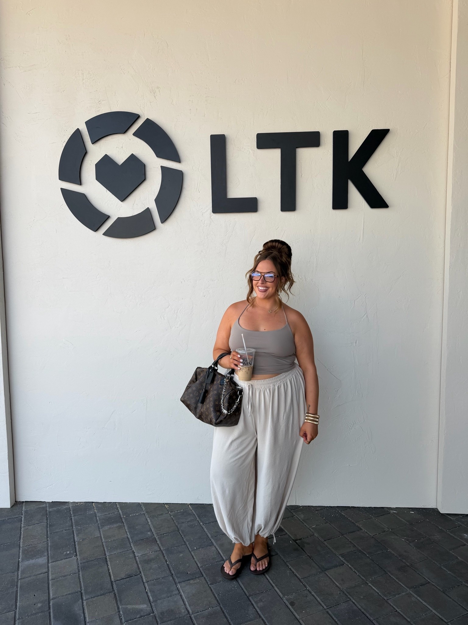 Wearing an xl tank & 16 bottom!

#LTKMidsize #LTKPlusSize #LTKCon
