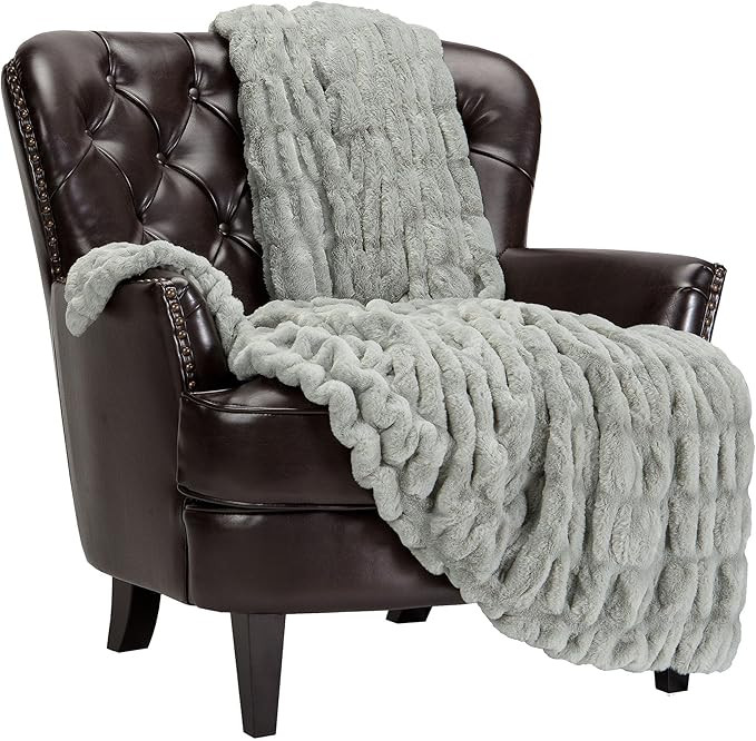 Chanasya Premium Ruched Faux Fur Throw Blanket - Luxurious, Soft Reversible Mink Blanket - 50" x ... | Amazon (US)