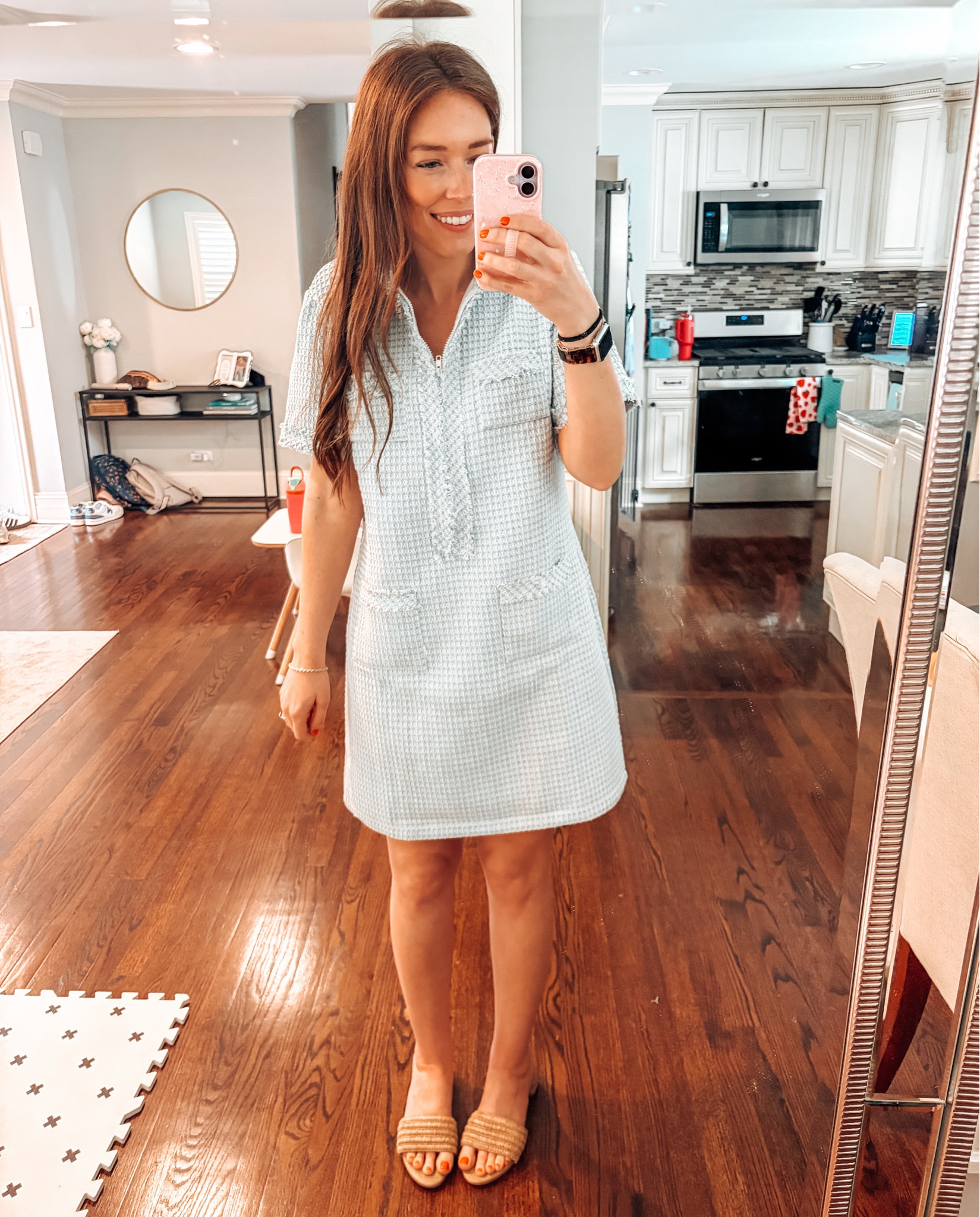 Wearing size M but could’ve done a small. 


Work wear dress / workwear

#LTKootd #LTKWorkwear