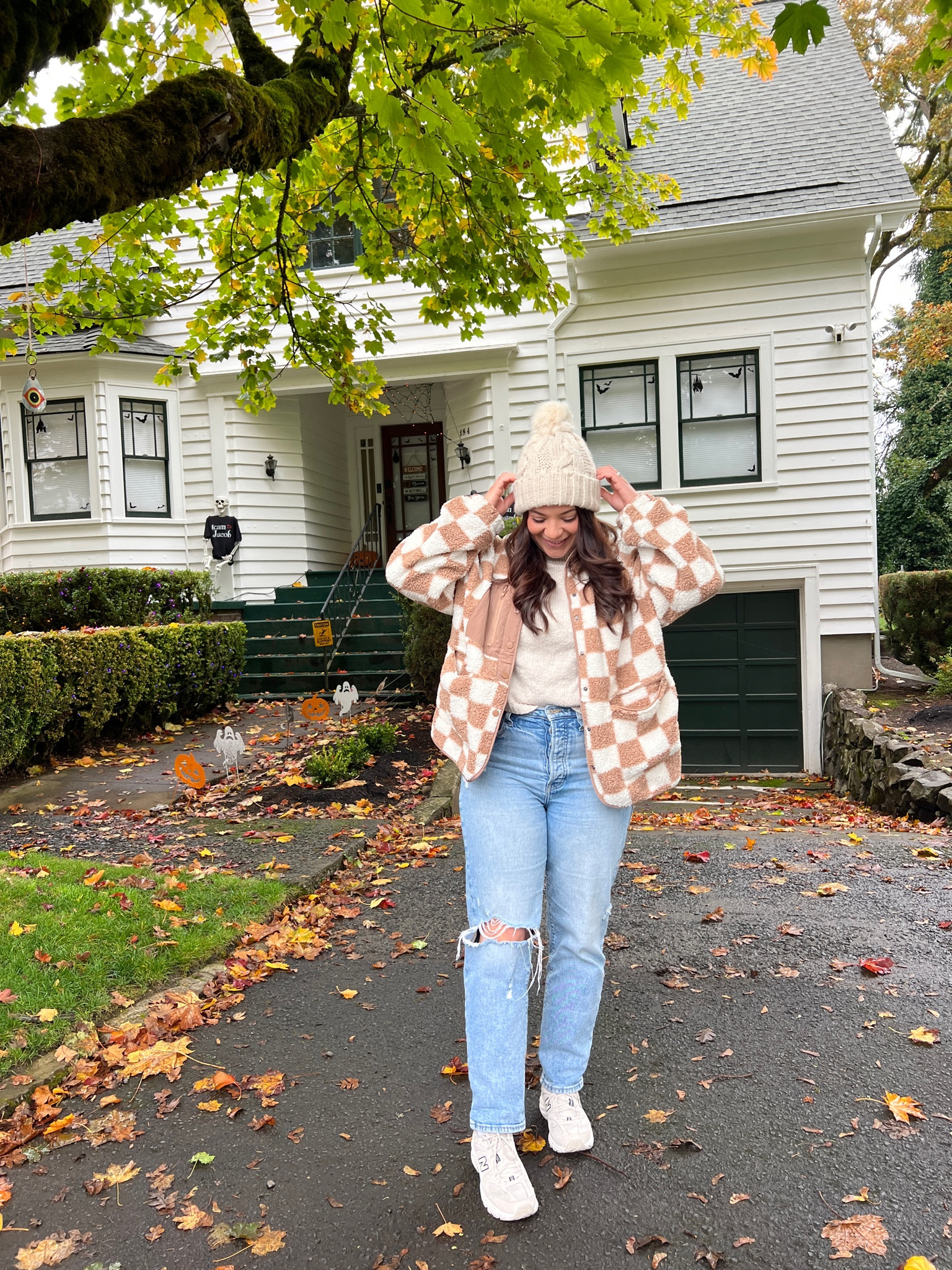 Bella where you been loca?!?

#LTKFindsUnder50 #LTKSeasonal #LTKSaleAlert