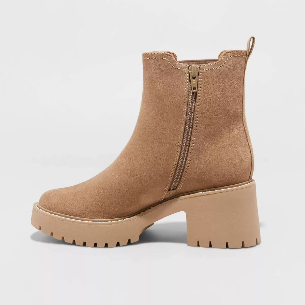 Women's Crispin Chelsea Boots - Universal Thread™ | Target