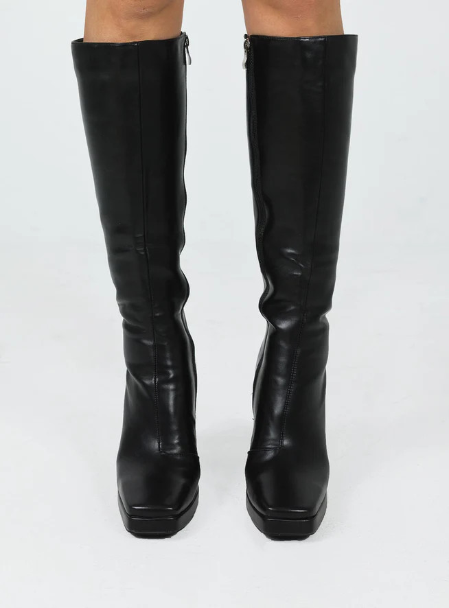 Montgomery Boot Matte Black | Princess Polly US