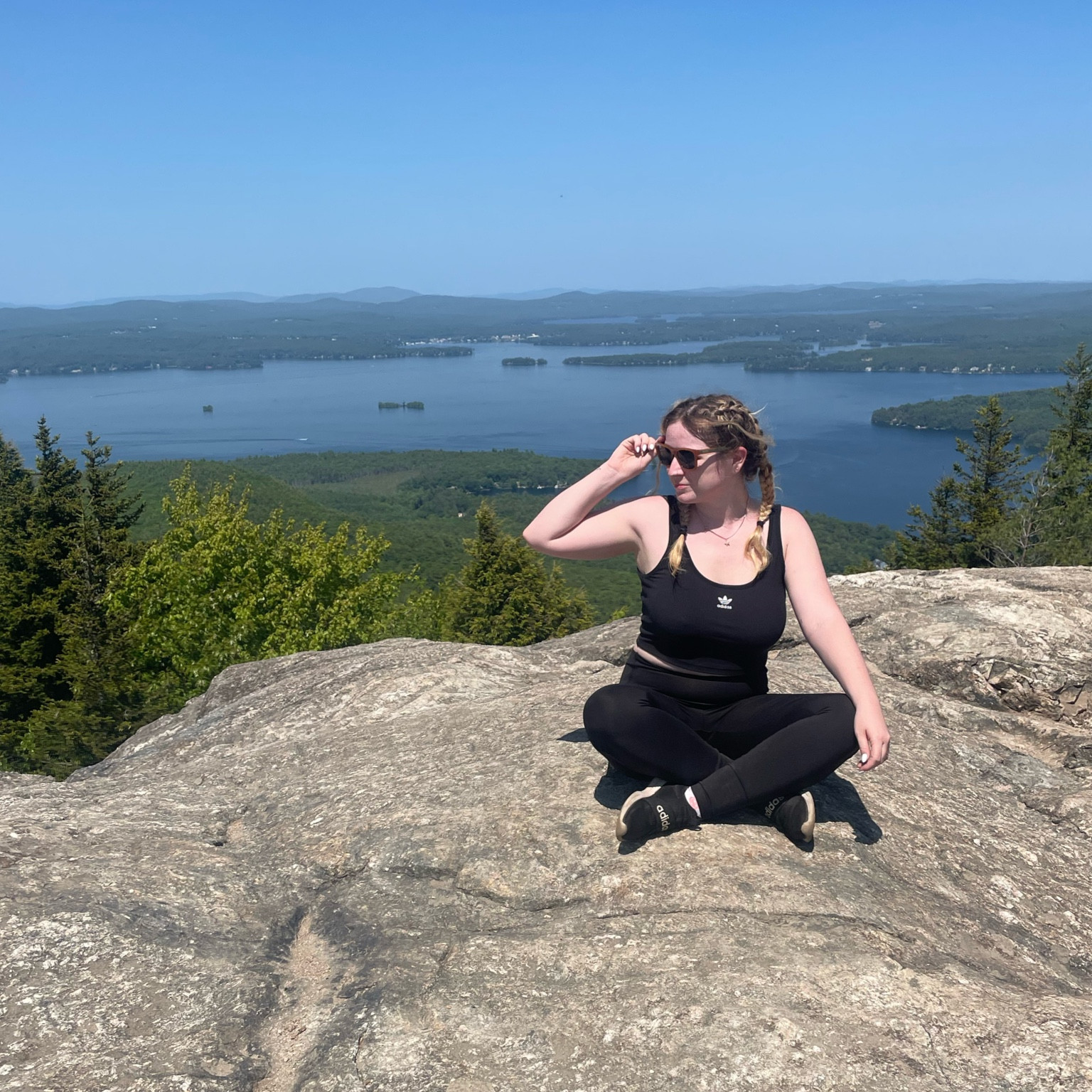 Hiking fit 🥾💪🏻🤍🏔️

#LTKSeasonal #LTKFind #LTKfit