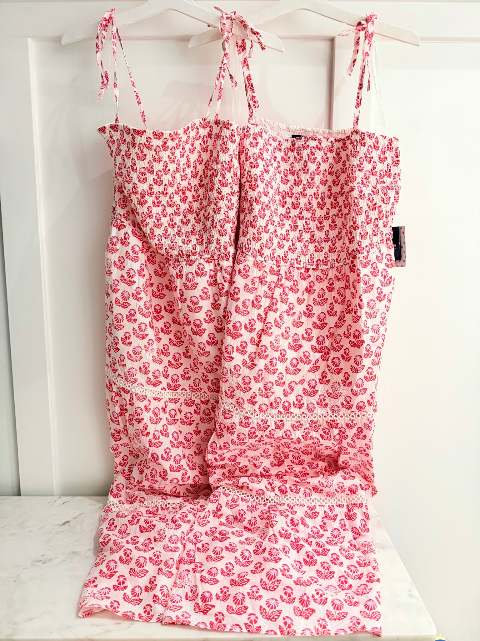 Clearance now!!🤩 One of my Targets still has some available, check your local Targets!!☺️ Love the print and fun to twin with my adult daughter!!🙌😍 




#LTKSaleAlert #LTKMothersDay #LTKTravel