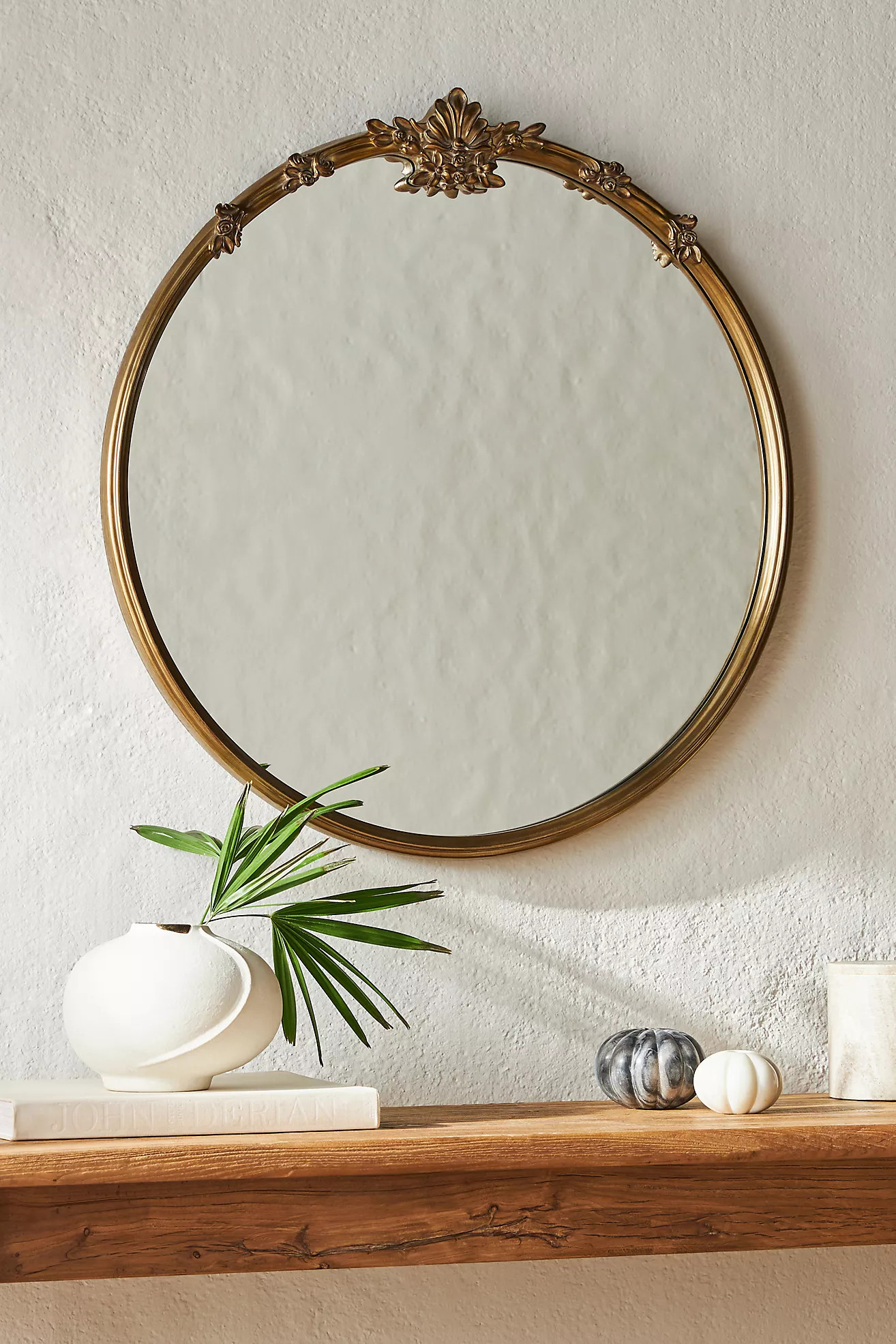 Cecilia Mirror(26) Reviews$348.00Online ExclusiveColor: GOLDFitStandardSizeROUNDRECTANGLEMANTELFL... | Anthropologie (US)