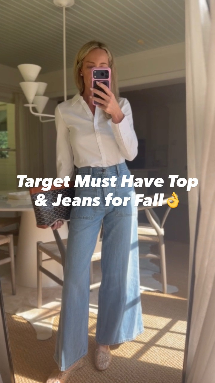 Size 2 in the jeans and Small top!