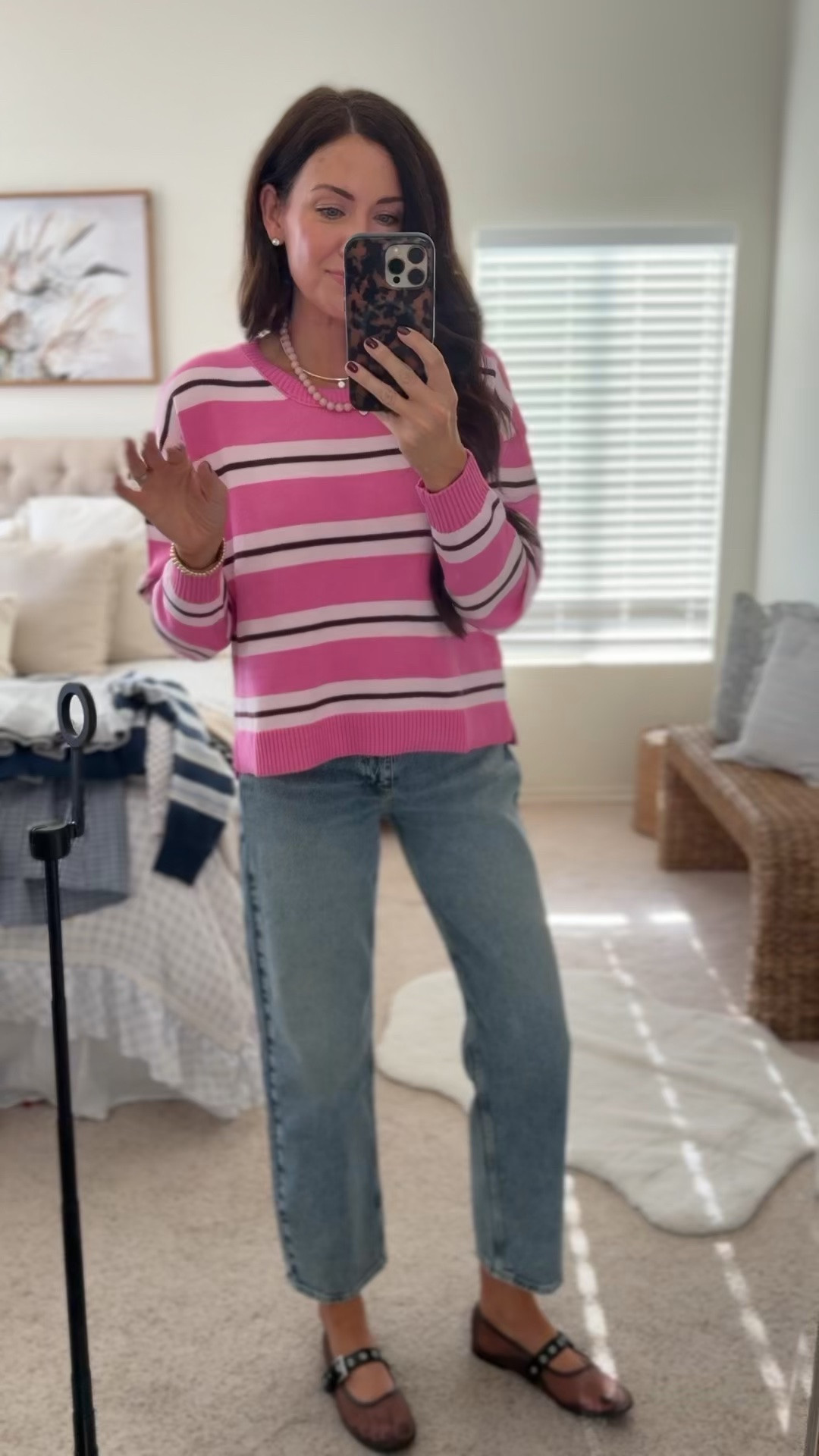 New Walmart $14 sweater!
In a medium—26 in jeans

#LTKmomlife #LTKSeasonal #LTKootd