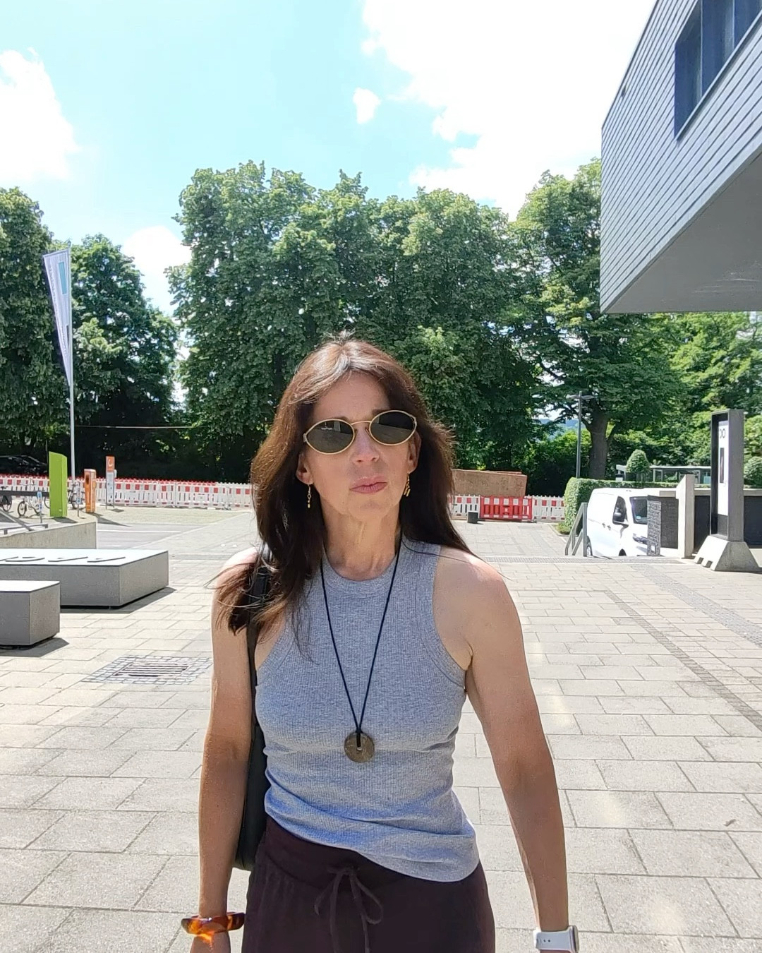 Easiest tank ever with integrated bra and no worries about straps 👌🏻

#LTKeurope #LTKstyletip #LTKdeutschland