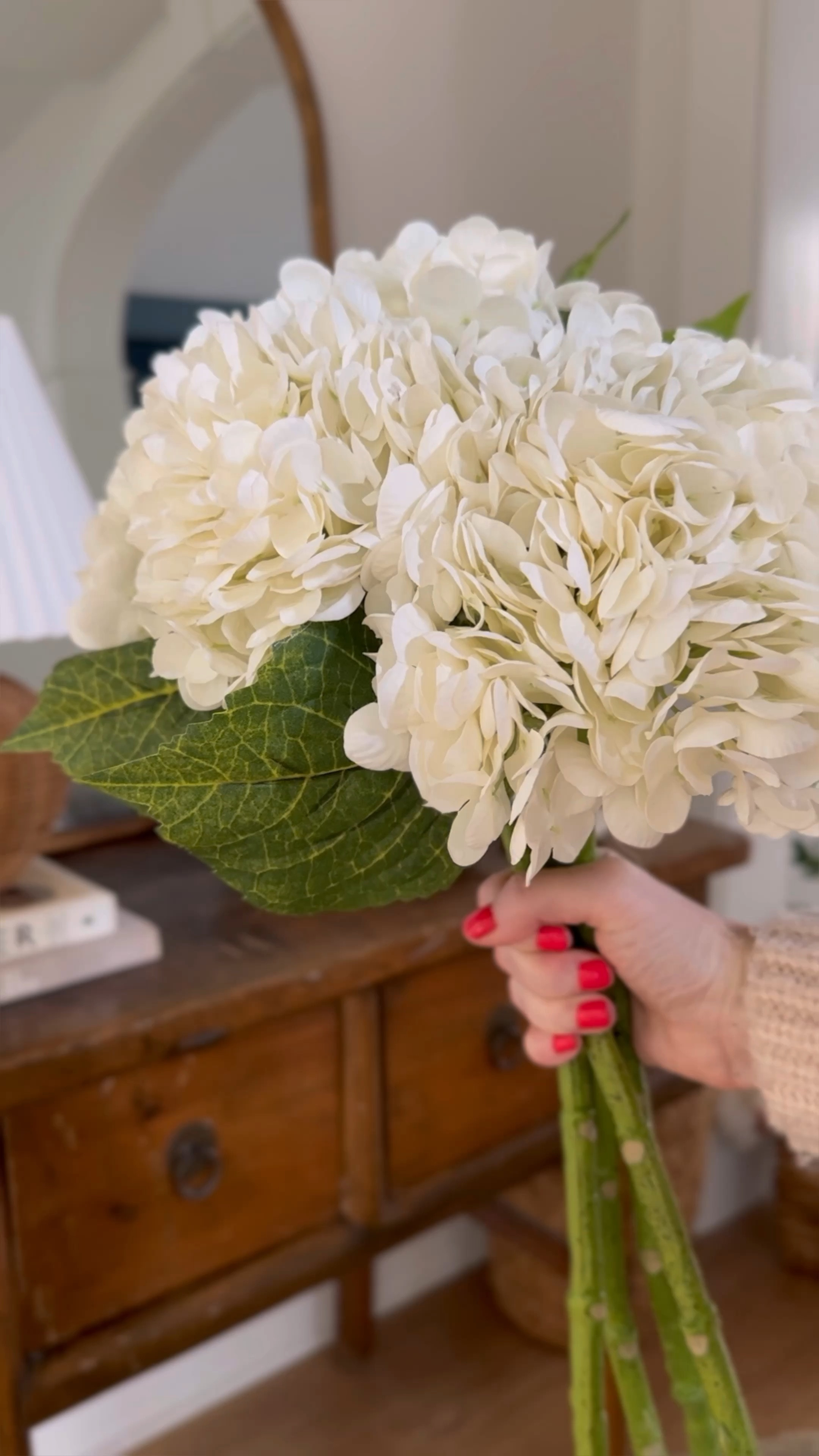 Hydrangea season is approaching and these are the most realistic, affordable faux stems! They are currently ON SALE! I got these last year, set them out once and never had to worry about wilting ✨ From the reach touch, to the coloring and shape of leaves - look no further. Purchase on my Amazon shop or comment STEM for links 🤍
•
•
•
spring florals, summer florals, floral arrangement, affordable home decor, faux flowers, coastal grandmillenial, coastal home, Serena and Lily, amazon finds, Nancy meyers aesthetic #granmillenialdecor #fauxhydrangeas #hydrangeas #nancymeyersaesthetic #amazonhomefinds #classicstyle #serenaandlilyvibes #classichomedecor #amazonfinds #fauxflowers #flowerarrangement

Follow my shop @megleonardco on the @shop.LTK app to shop this post and get my exclusive app-only content!

#liketkit #LTKhome #LTKfindsunder50 #LTKsalealert
@shop.ltk
https://liketk.it/4EwR6