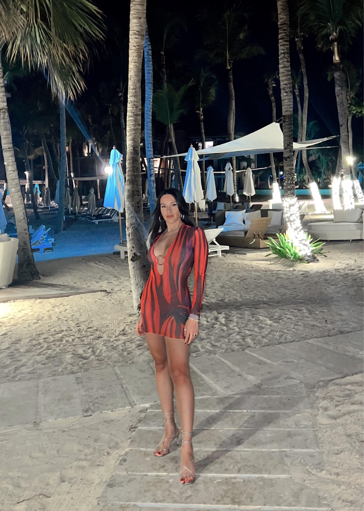 Sun during winter is a MUST & this dress I cannot get over 🌹

#LTKHoliday #LTKtravel #LTKSeasonal