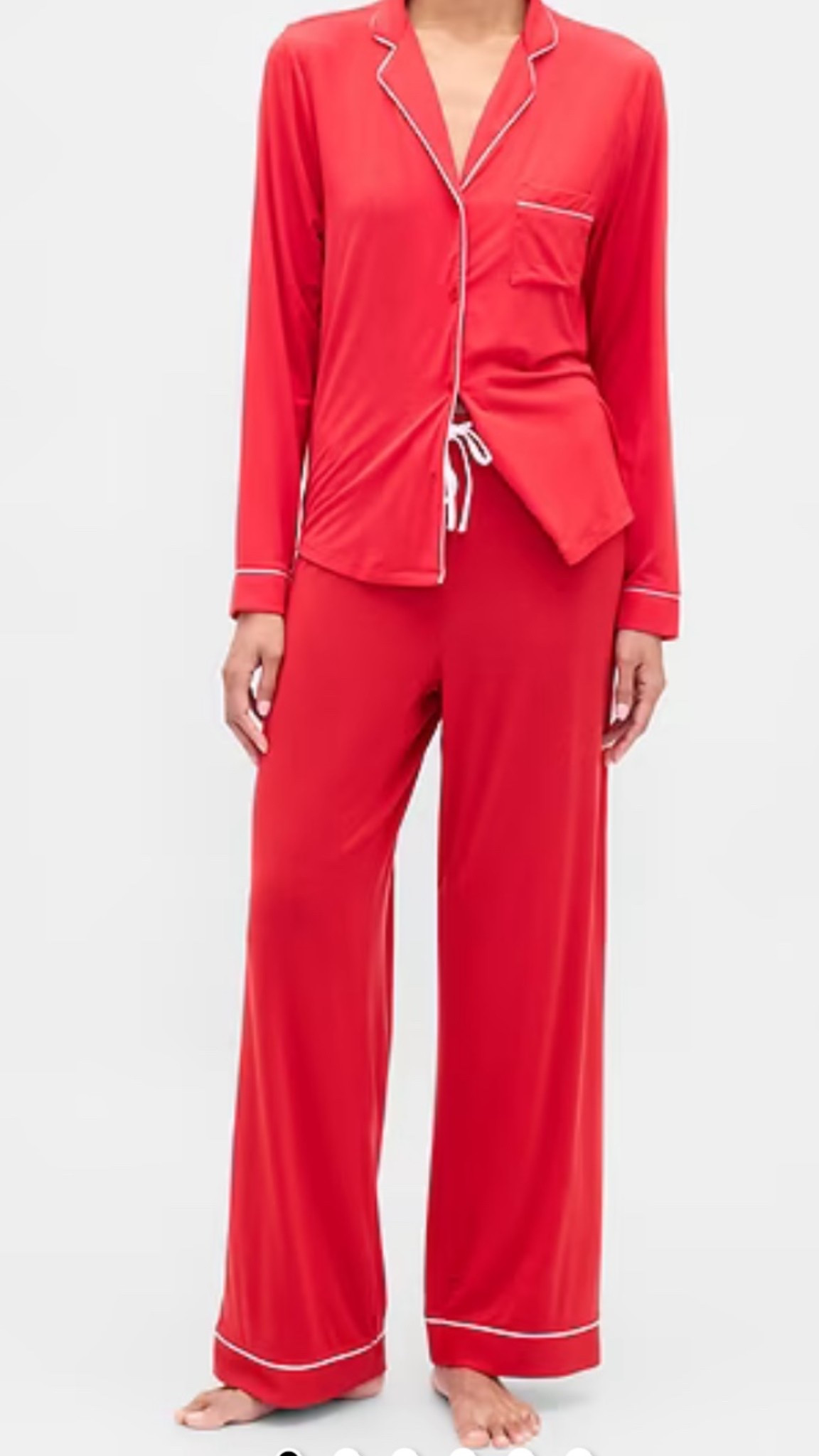 Christmas pjs 
Gifts for her 


#LTKHoliday #LTKSaleAlert #LTKGiftGuide