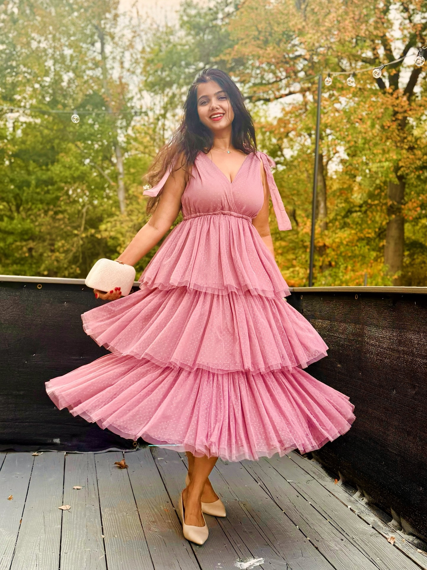 This dreamy Ballerina Tiered Tulle layered dress from @threebirdnest made me feel like I stepped right out of a fairytale 🧚🏻‍♀️✨🌸💕
#wear3bn