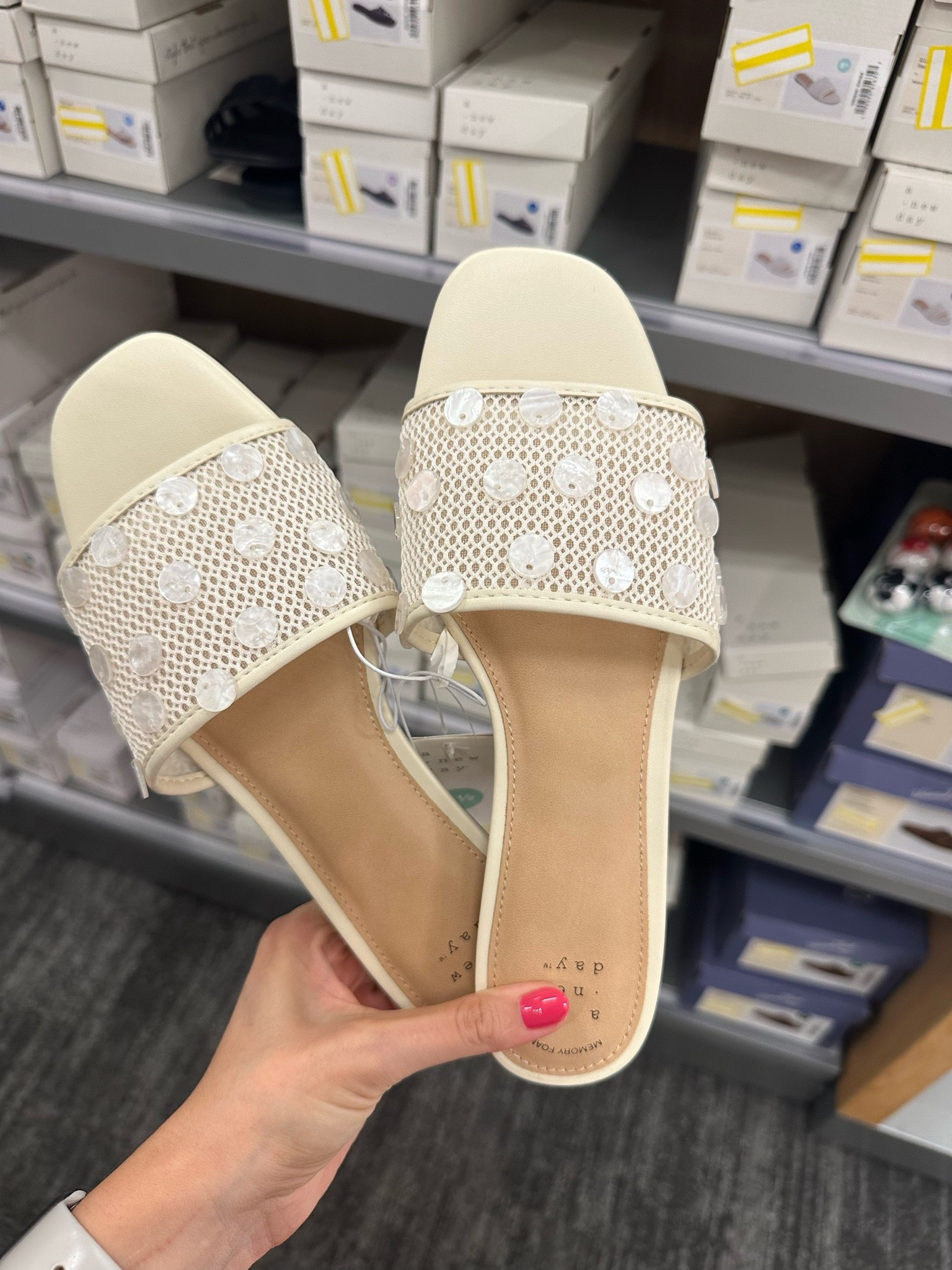 Target find
Summer sandal