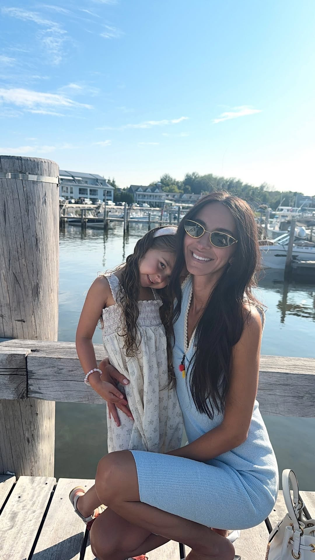 With my girl! Linked my bag in black 

 